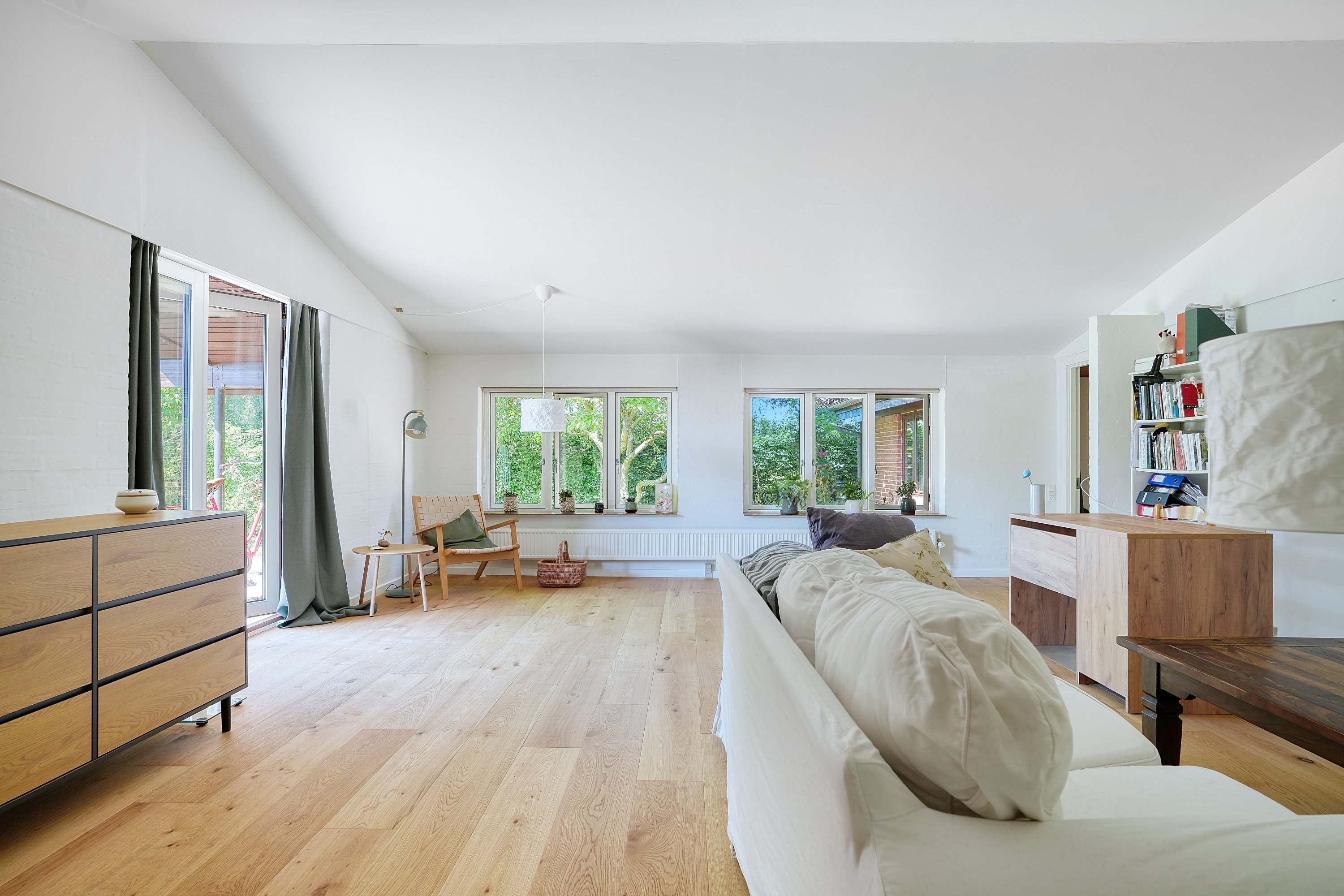 Fremhævet stue billede i fuldskærmstilstand. Billede af Kalundborgvej 140A, 4300 Holbæk