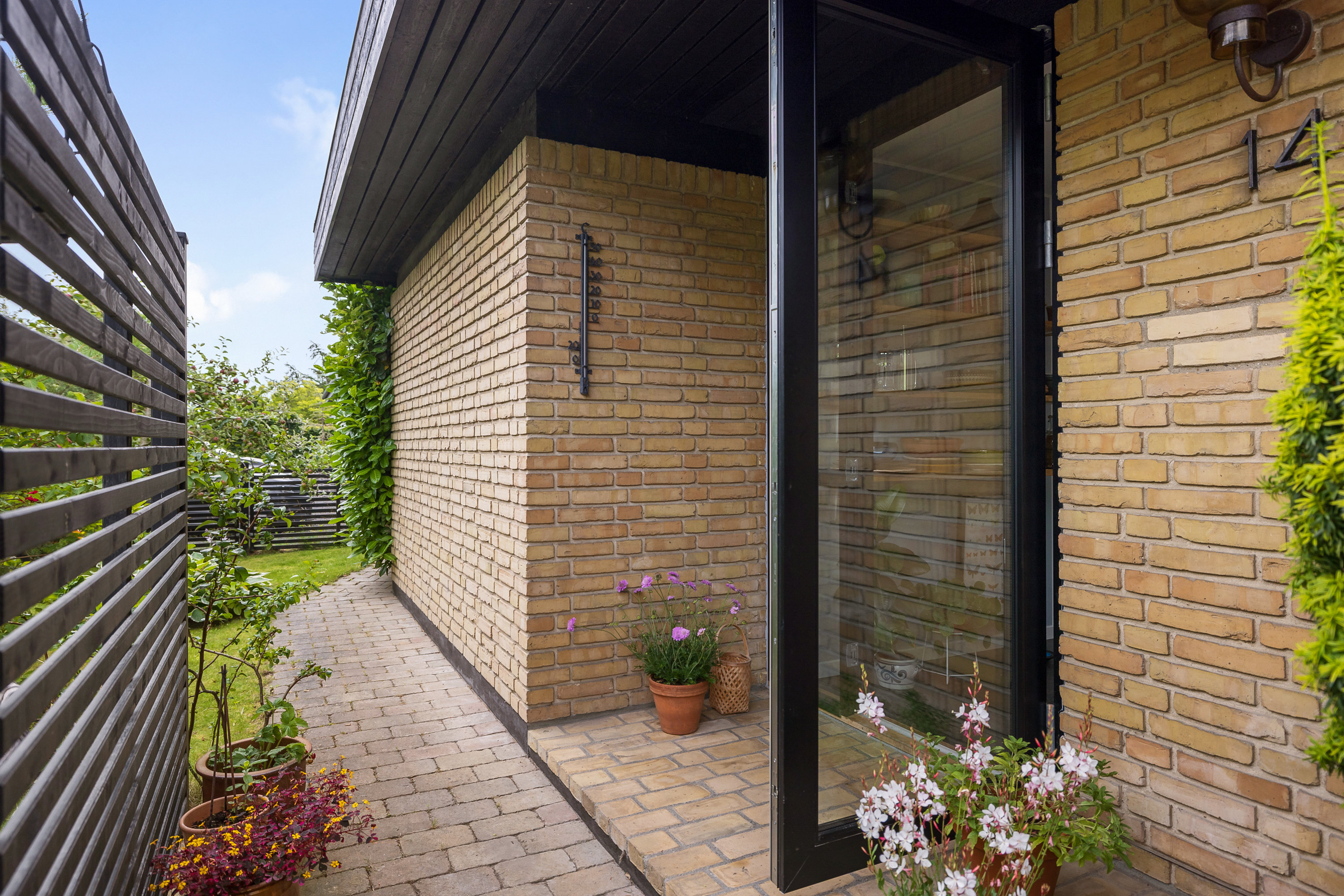 Fremhævet  billede i fuldskærmstilstand. Billede af Brabrand Skovvej 14, 8220 Brabrand