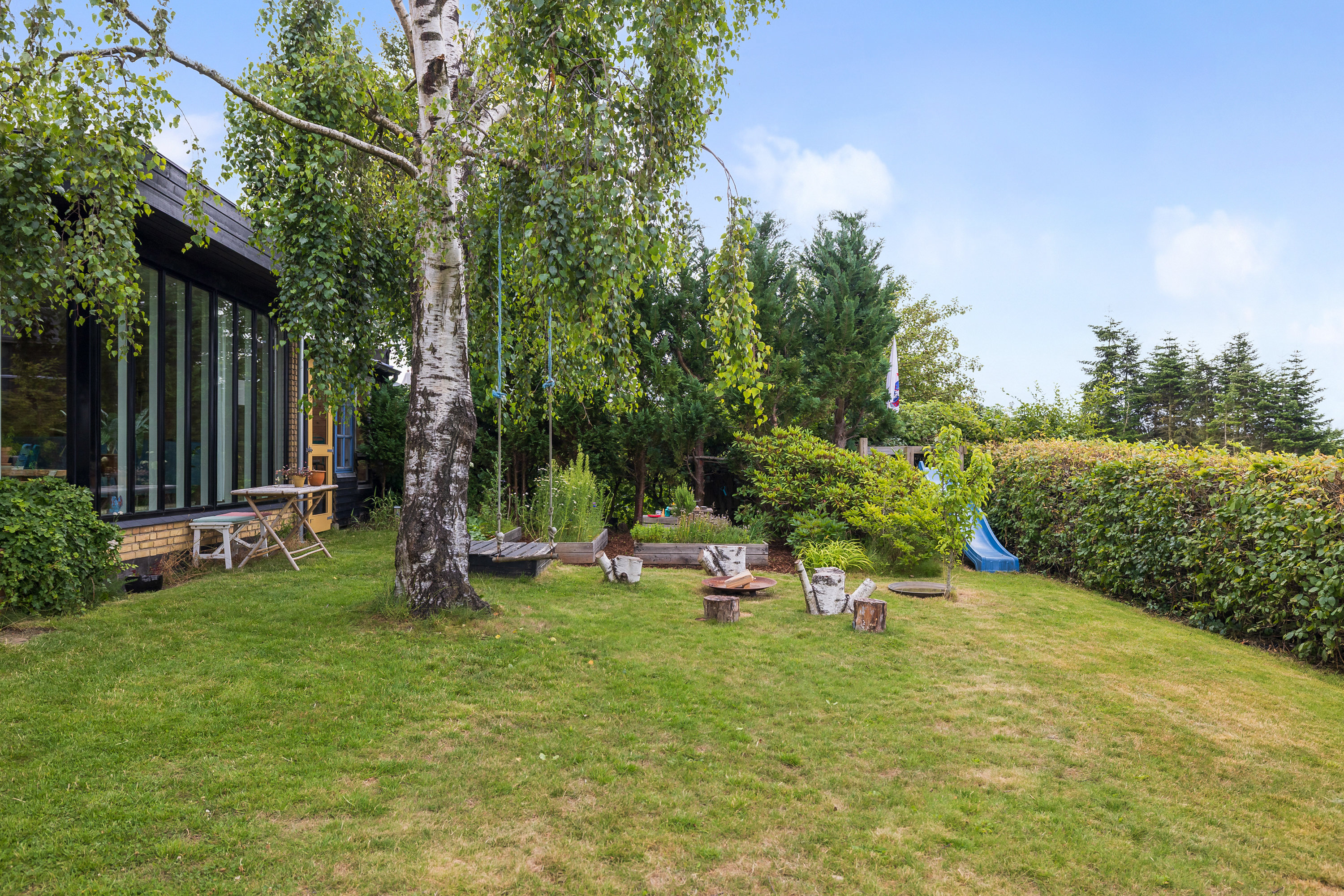 Fremhævet  billede i fuldskærmstilstand. Billede af Brabrand Skovvej 14, 8220 Brabrand