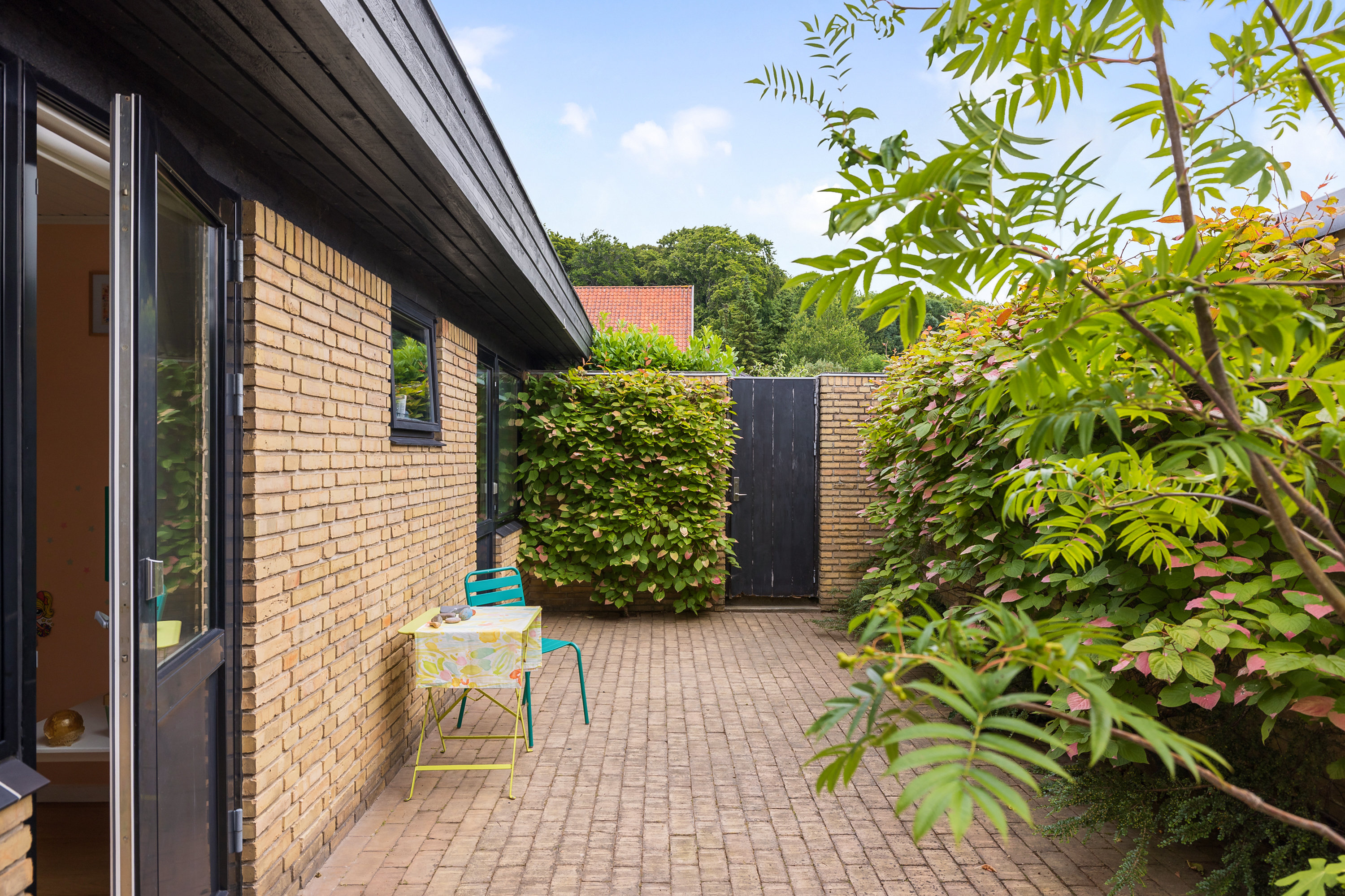 Fremhævet  billede i fuldskærmstilstand. Billede af Brabrand Skovvej 14, 8220 Brabrand