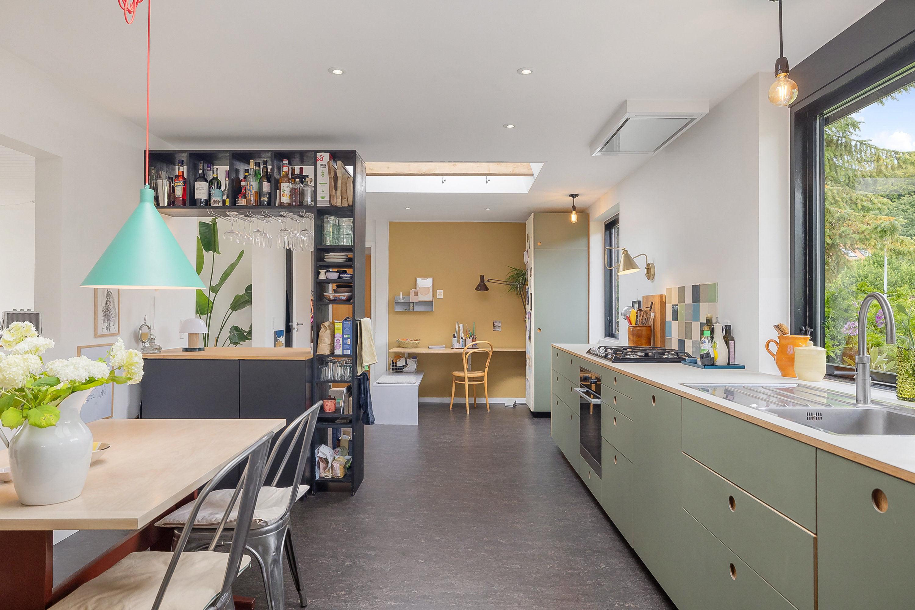 Fremhævet  billede i fuldskærmstilstand. Billede af Brabrand Skovvej 14, 8220 Brabrand