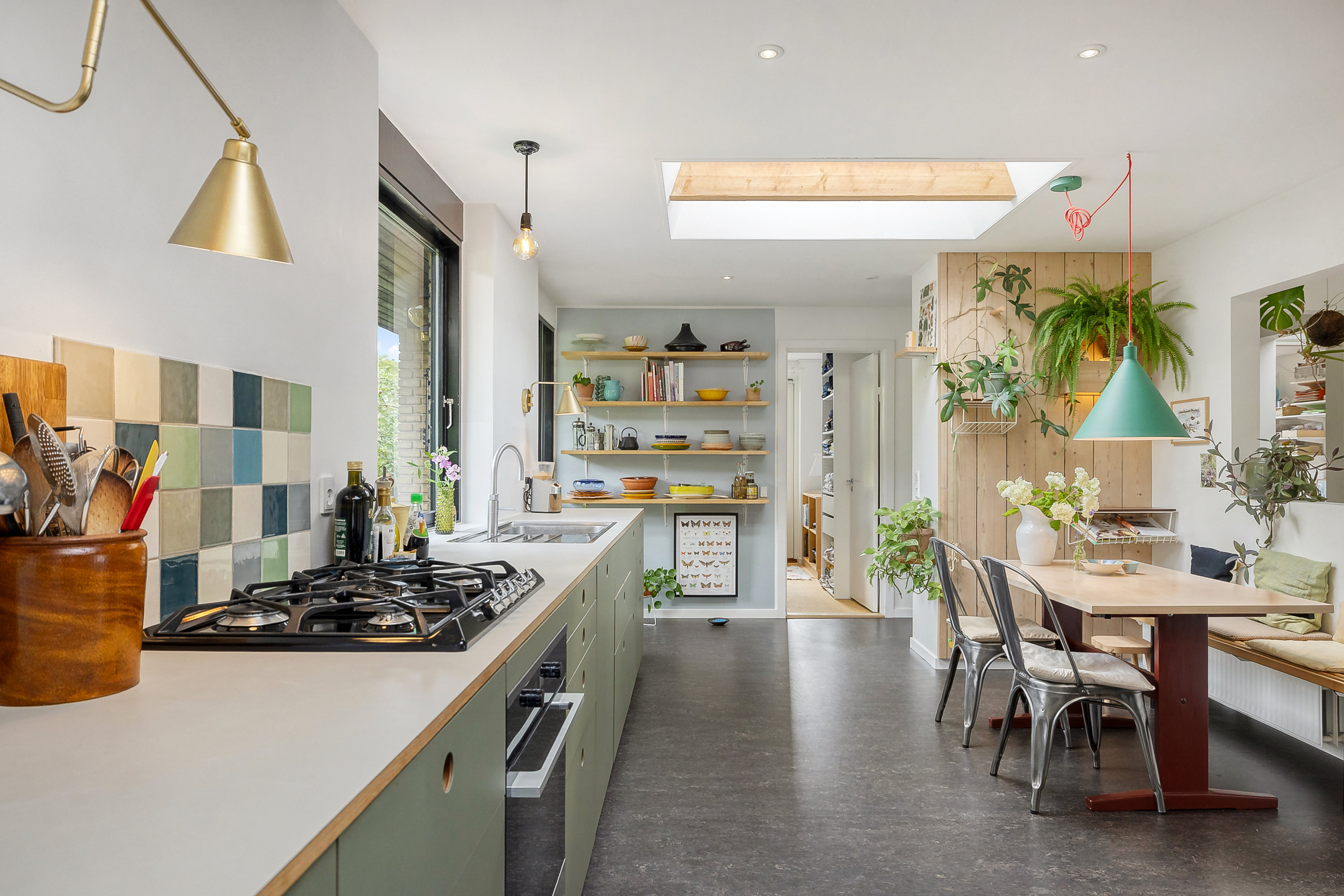 Fremhævet  billede i fuldskærmstilstand. Billede af Brabrand Skovvej 14, 8220 Brabrand