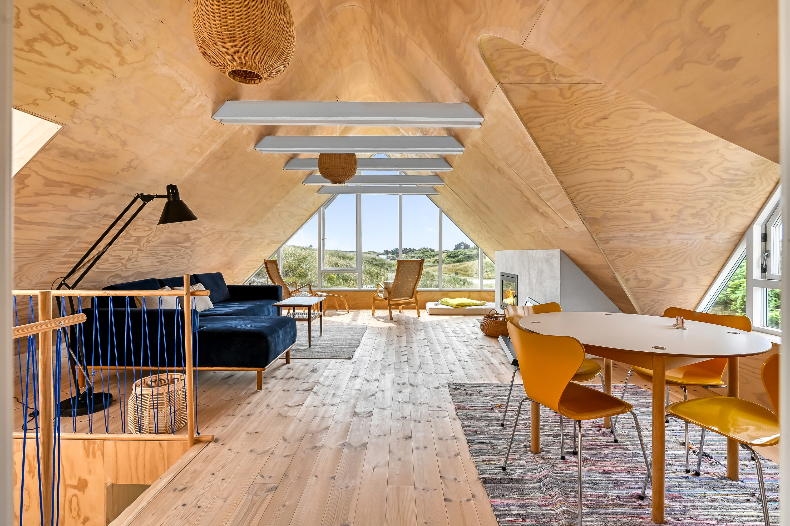 Fremhævet stue billede i fuldskærmstilstand. Billede af Slunden 110, Rindby Strand, 6720 Fanø