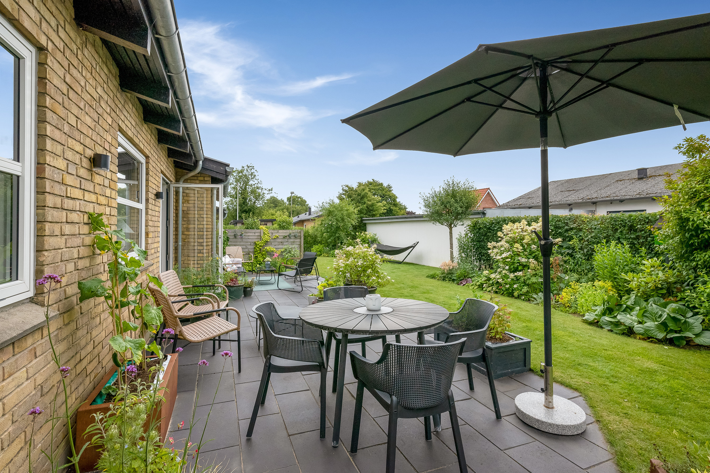 Fremhævet terrasse billede i fuldskærmstilstand. Billede af Kimsvej 9, 7500 Holstebro