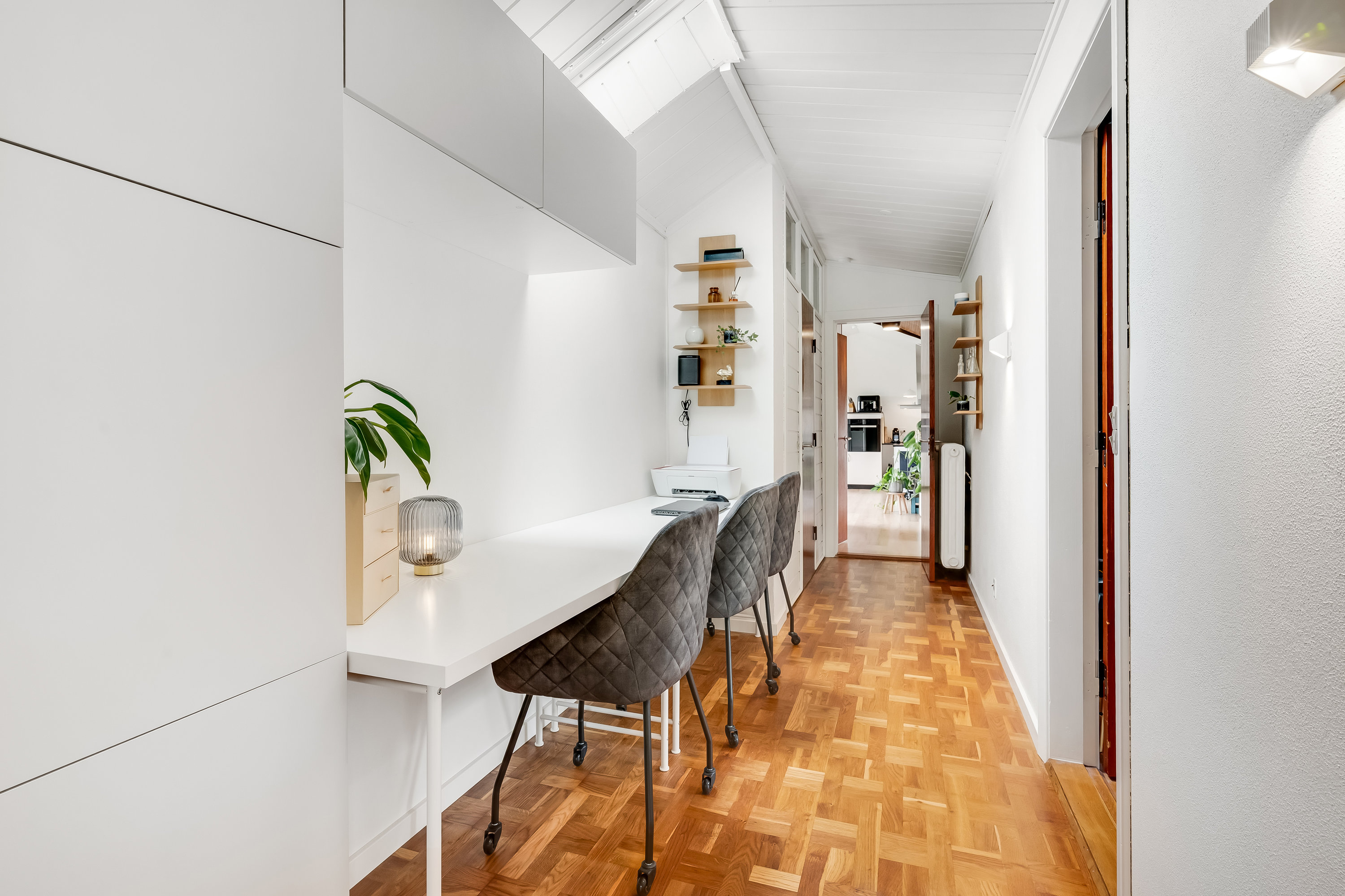 Fremhævet gang billede i fuldskærmstilstand. Billede af Kimsvej 9, 7500 Holstebro