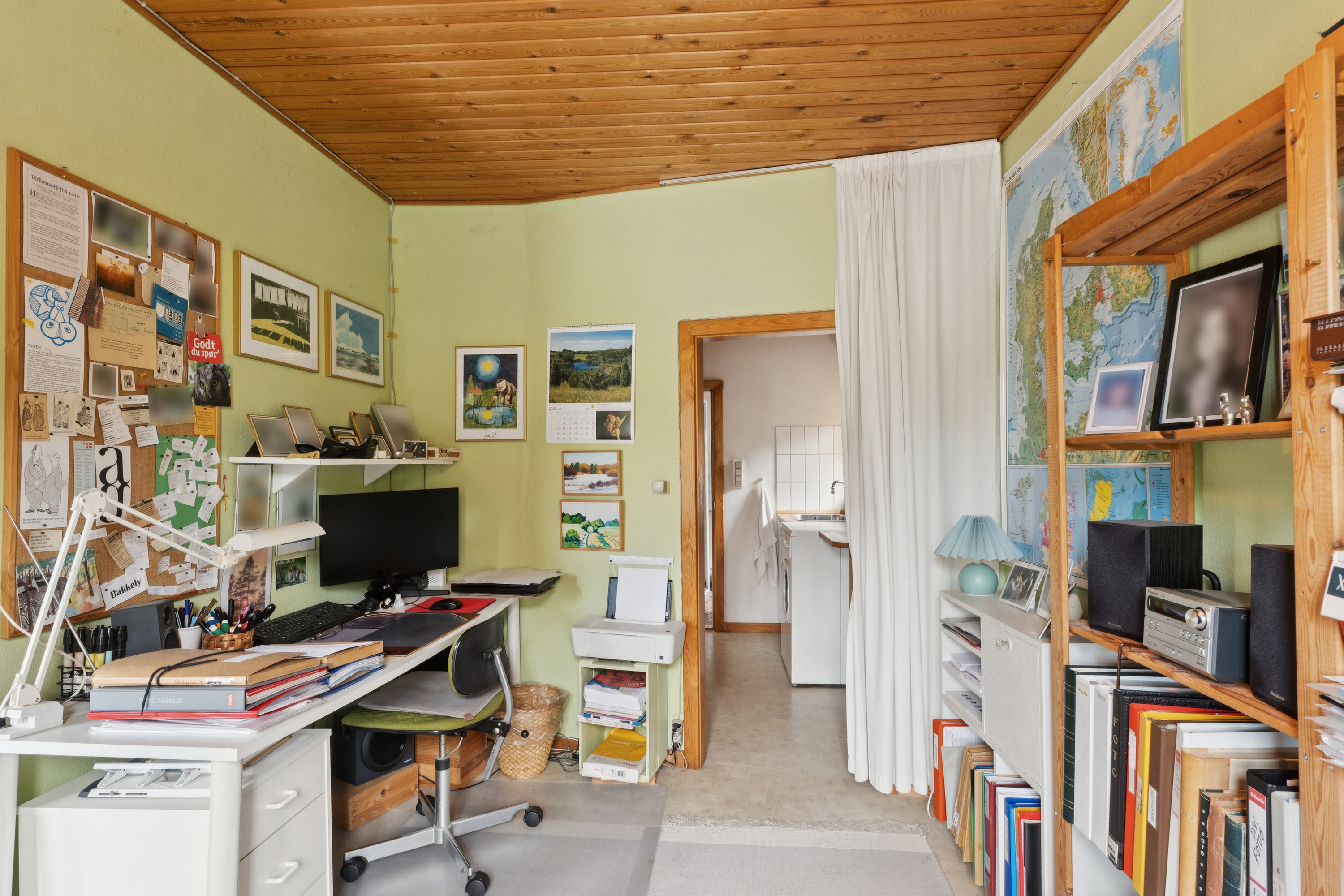 Fremhævet arbejdsværelse billede i fuldskærmstilstand. Billede af Moltkesvej 37, 4690 Haslev