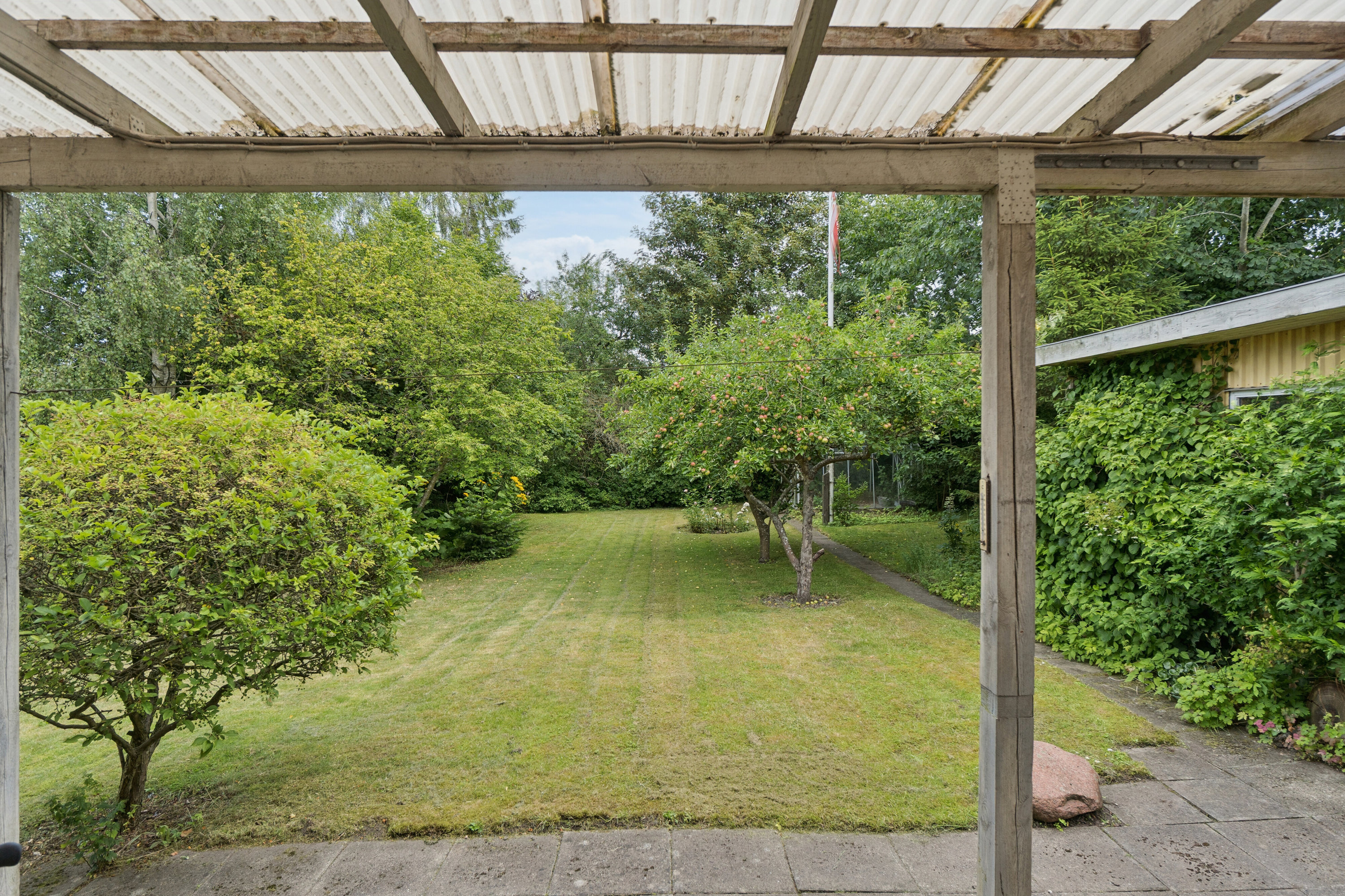 Fremhævet set fra haven billede i fuldskærmstilstand. Billede af Moltkesvej 37, 4690 Haslev