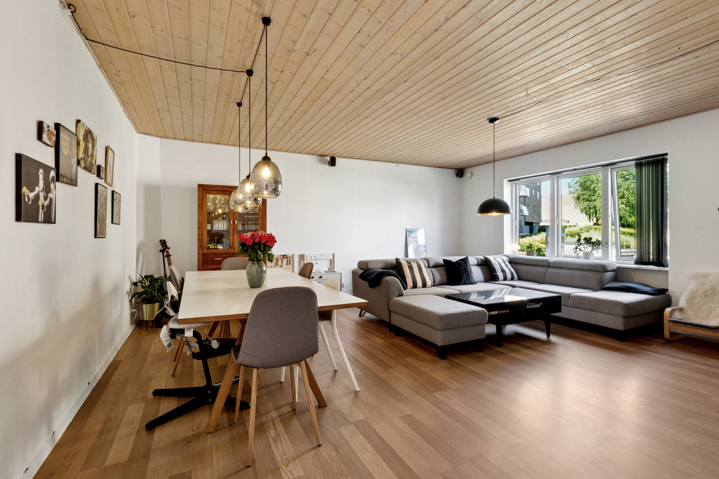 Fremhævet stue billede i fuldskærmstilstand. Billede af Reberbanen 26, 1. 2., 8800 Viborg