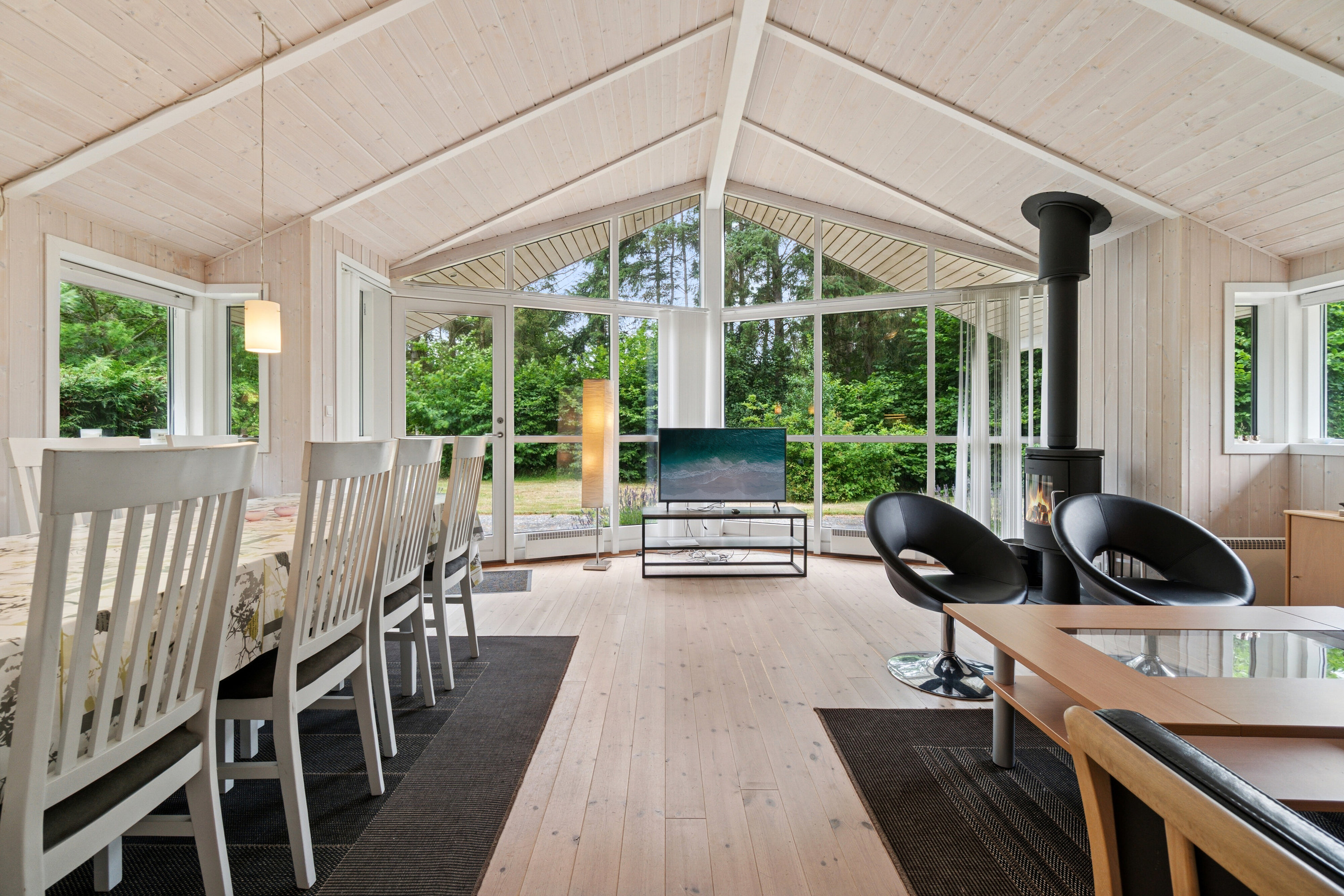 Miniaturebillede 2: spisestue. Billede af Toftegårdsvej 34C, Hasle, 3790 Hasle