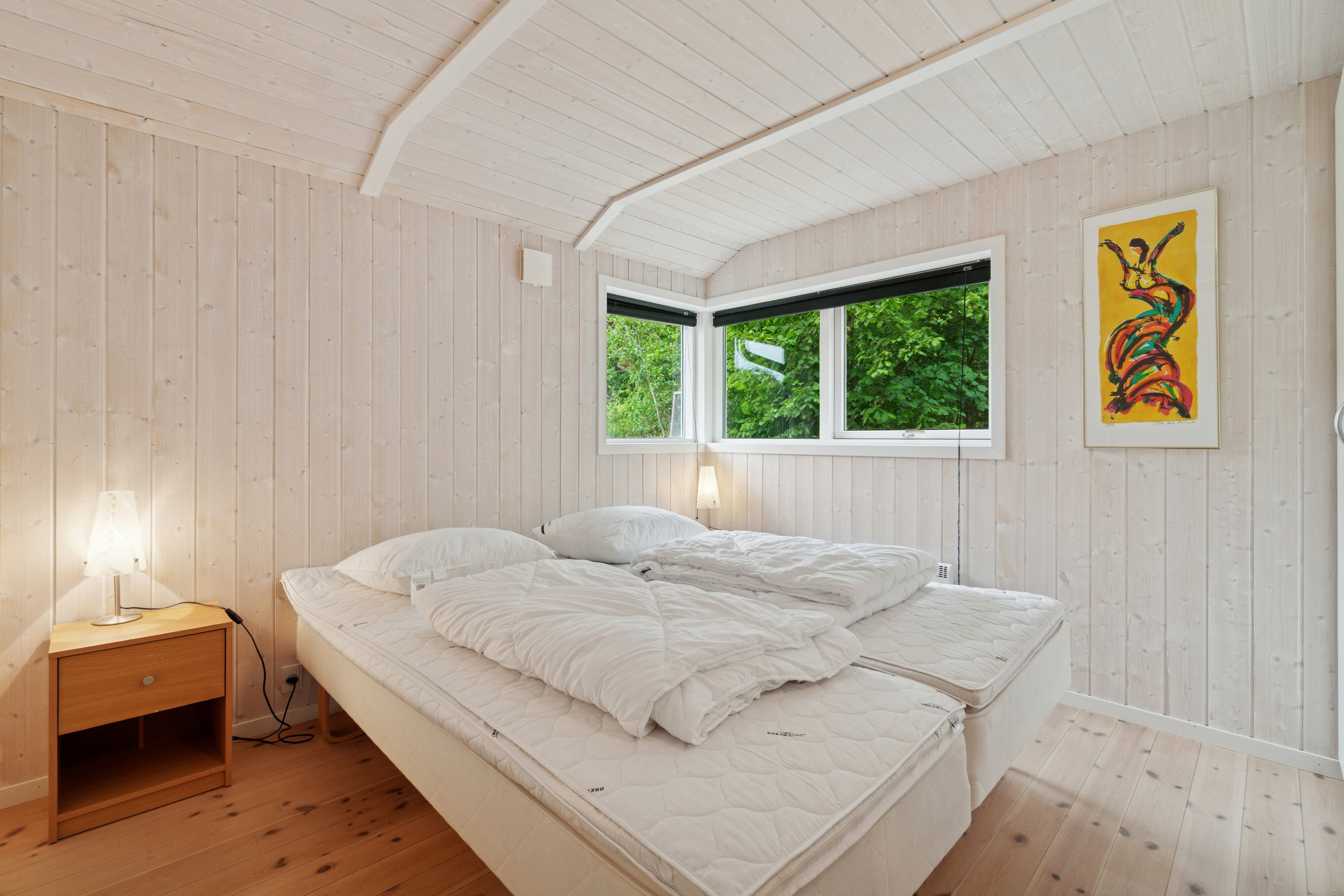 Fremhævet soveværelse billede i fuldskærmstilstand. Billede af Toftegårdsvej 34C, Hasle, 3790 Hasle