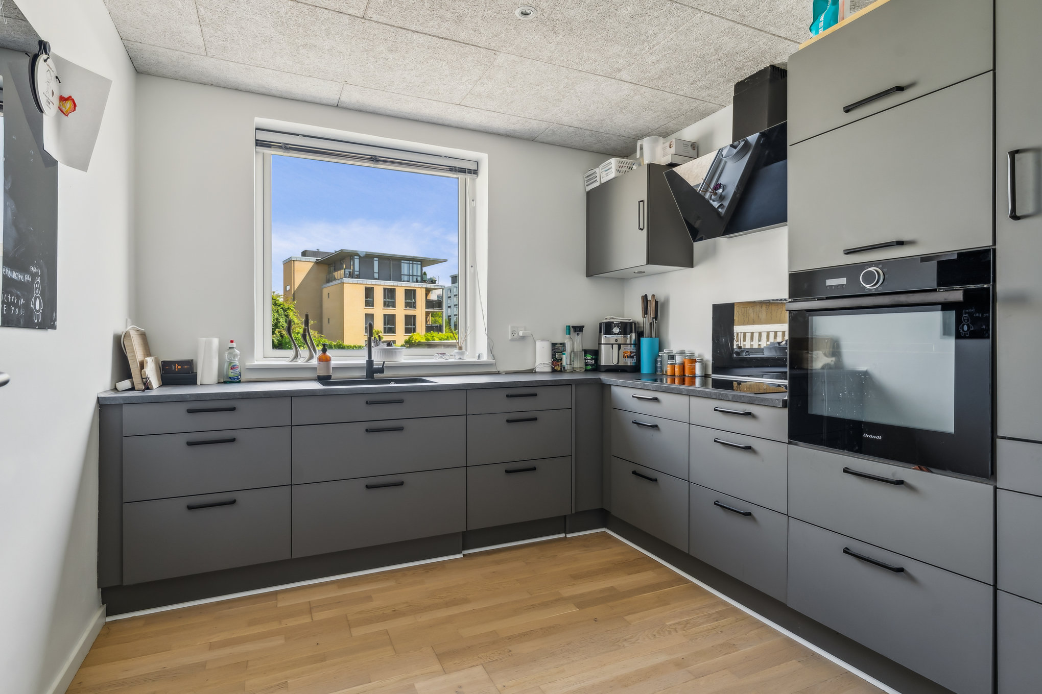 Miniaturebillede 1: køkken. Billede af Mariagervej 42, st.., 8900 Randers C