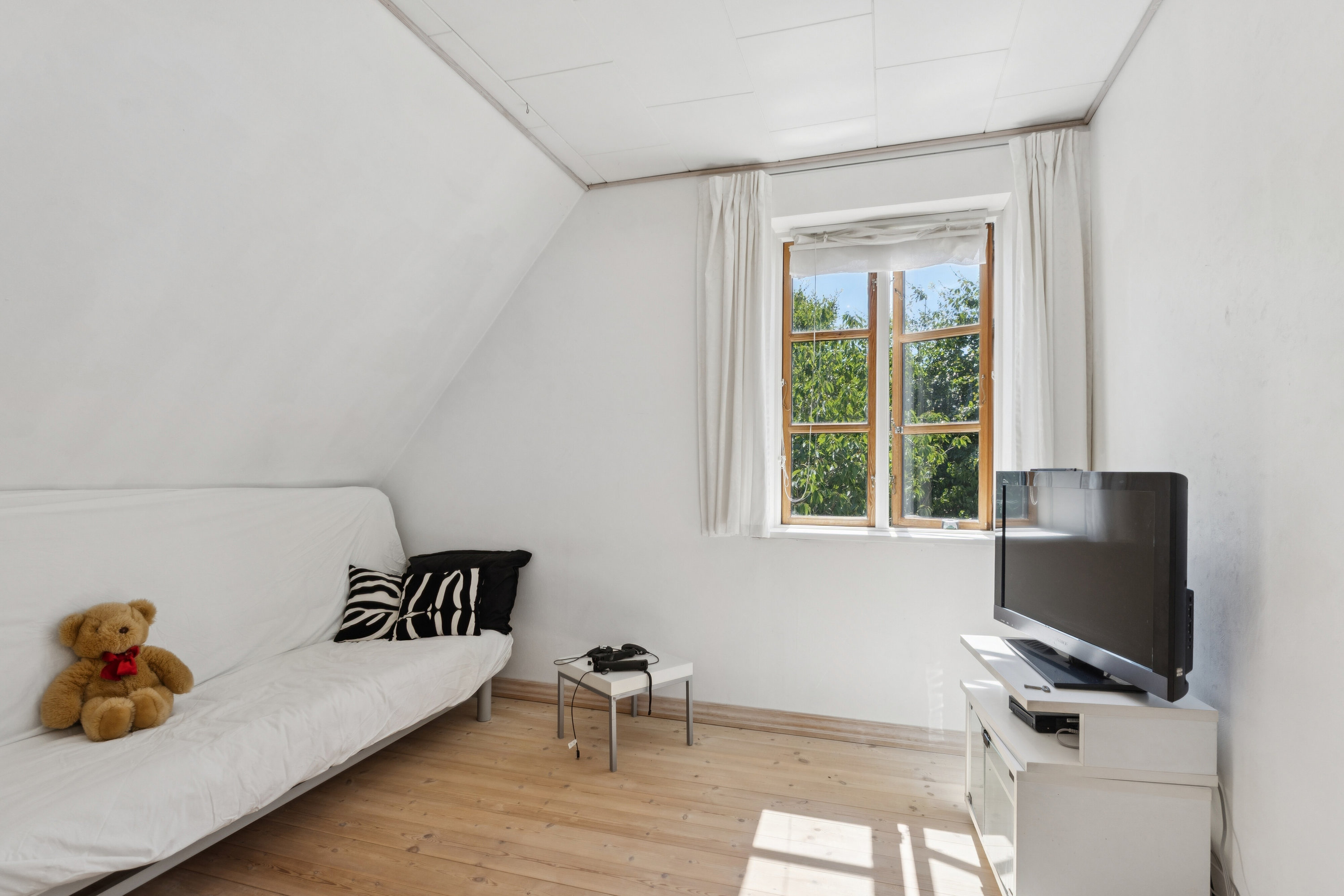 Fremhævet soveværelse billede i fuldskærmstilstand. Billede af Grønnegyden 49, Stige, 5270 Odense N