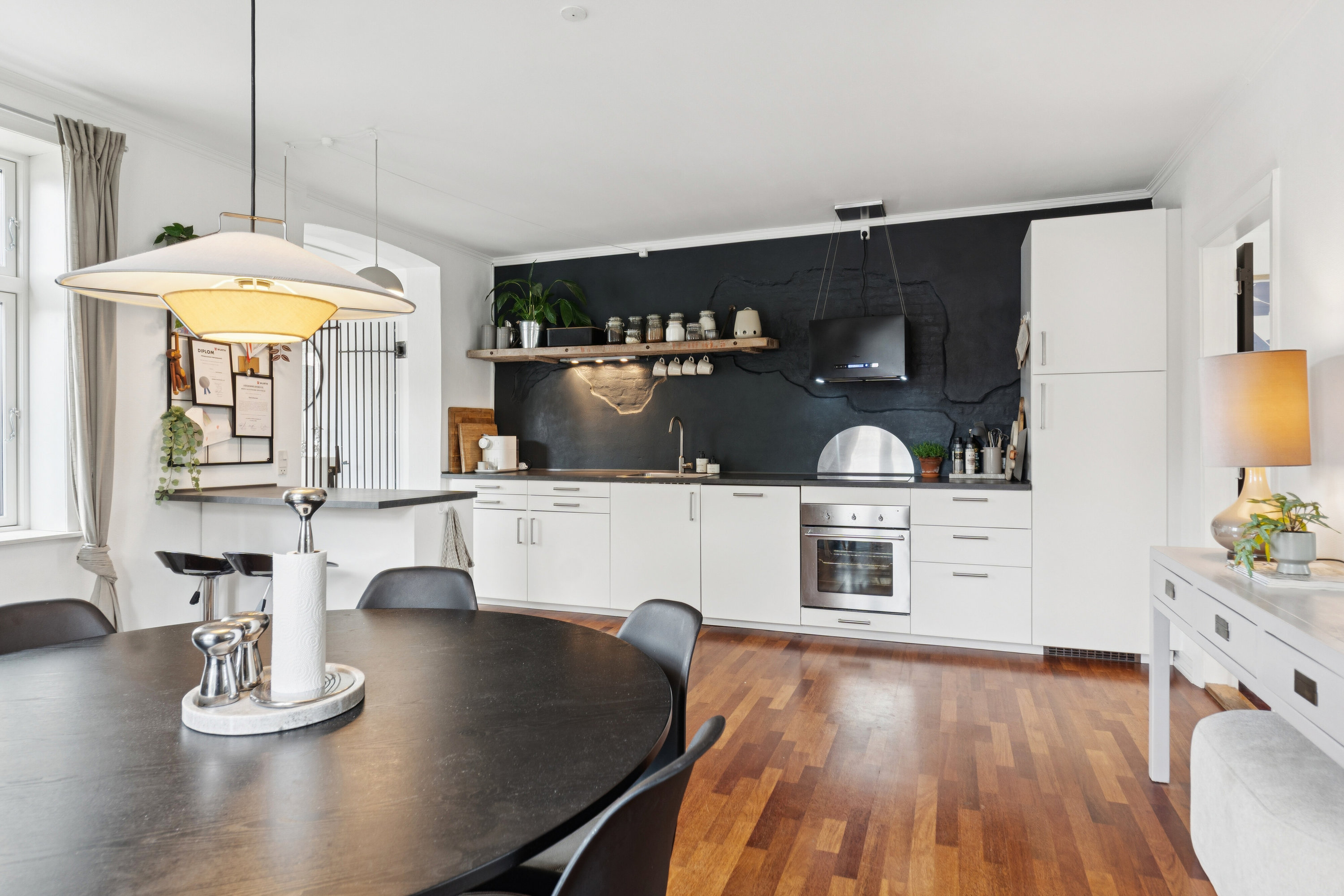 Fremhævet køkken billede i fuldskærmstilstand. Billede af Mads Hansensvej 17, 5762 Vester Skerninge