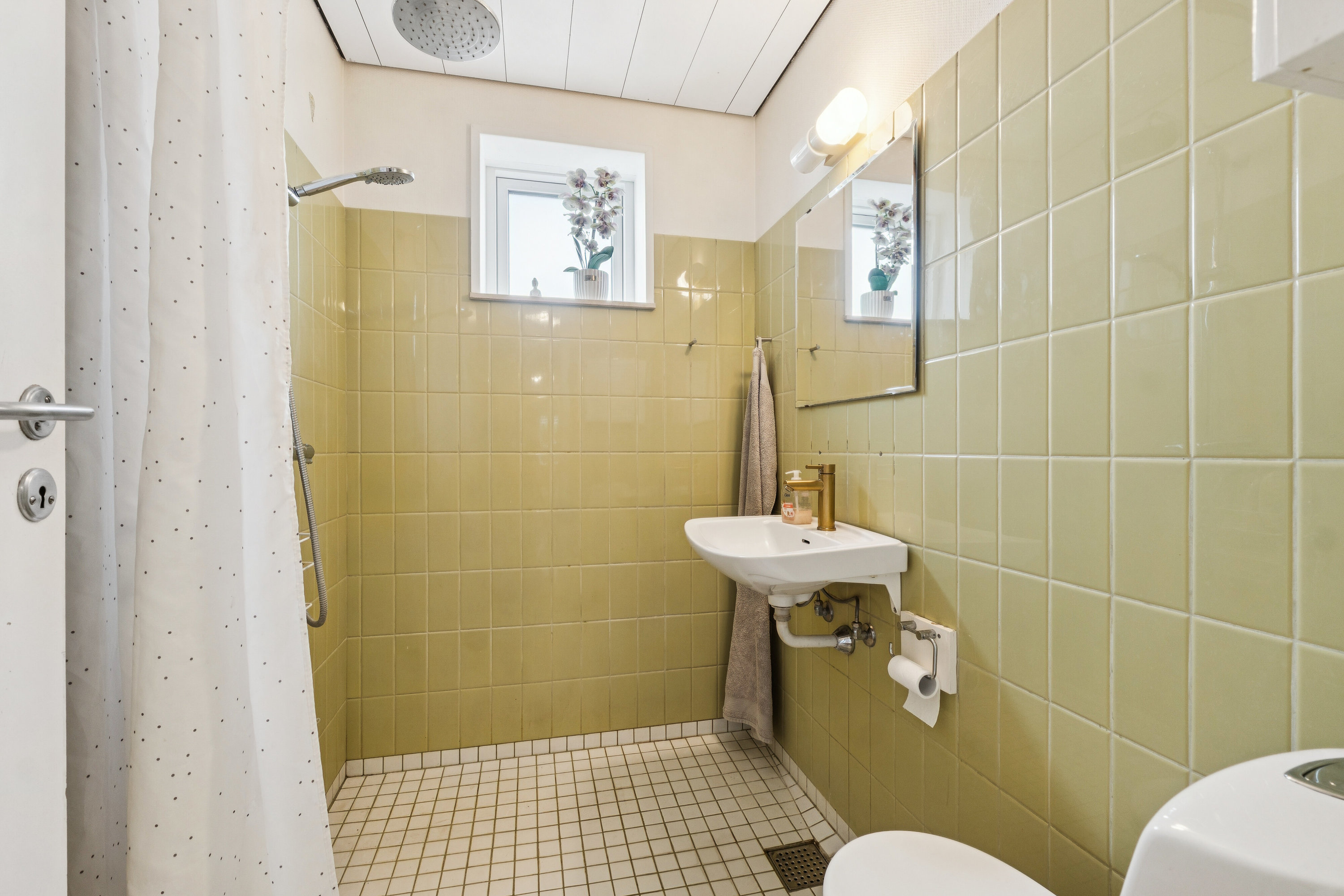 Fremhævet badeværelse billede i fuldskærmstilstand. Billede af Gokstadvej 16, 3650 Ølstykke