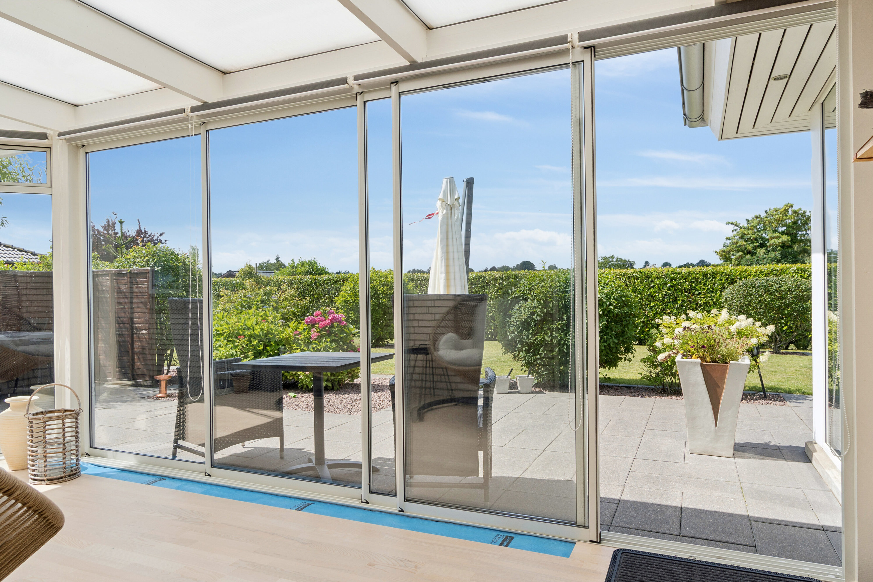 Fremhævet udestue billede i fuldskærmstilstand. Billede af Tårnvænget 30, Kregme Syd, 3300 Frederiksværk