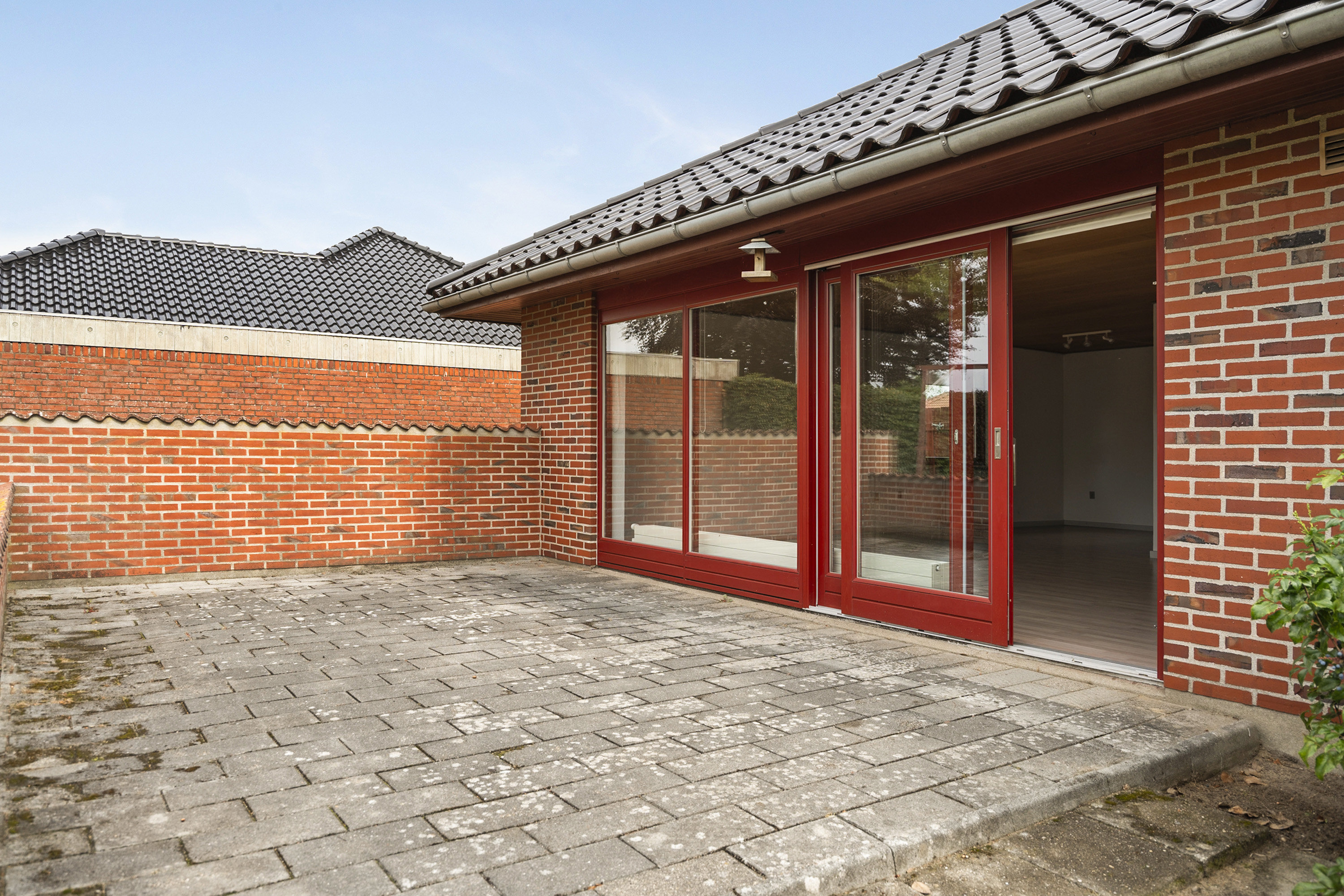 Fremhævet terrasse billede i fuldskærmstilstand. Billede af Rosenvænget 3, 6800 Varde