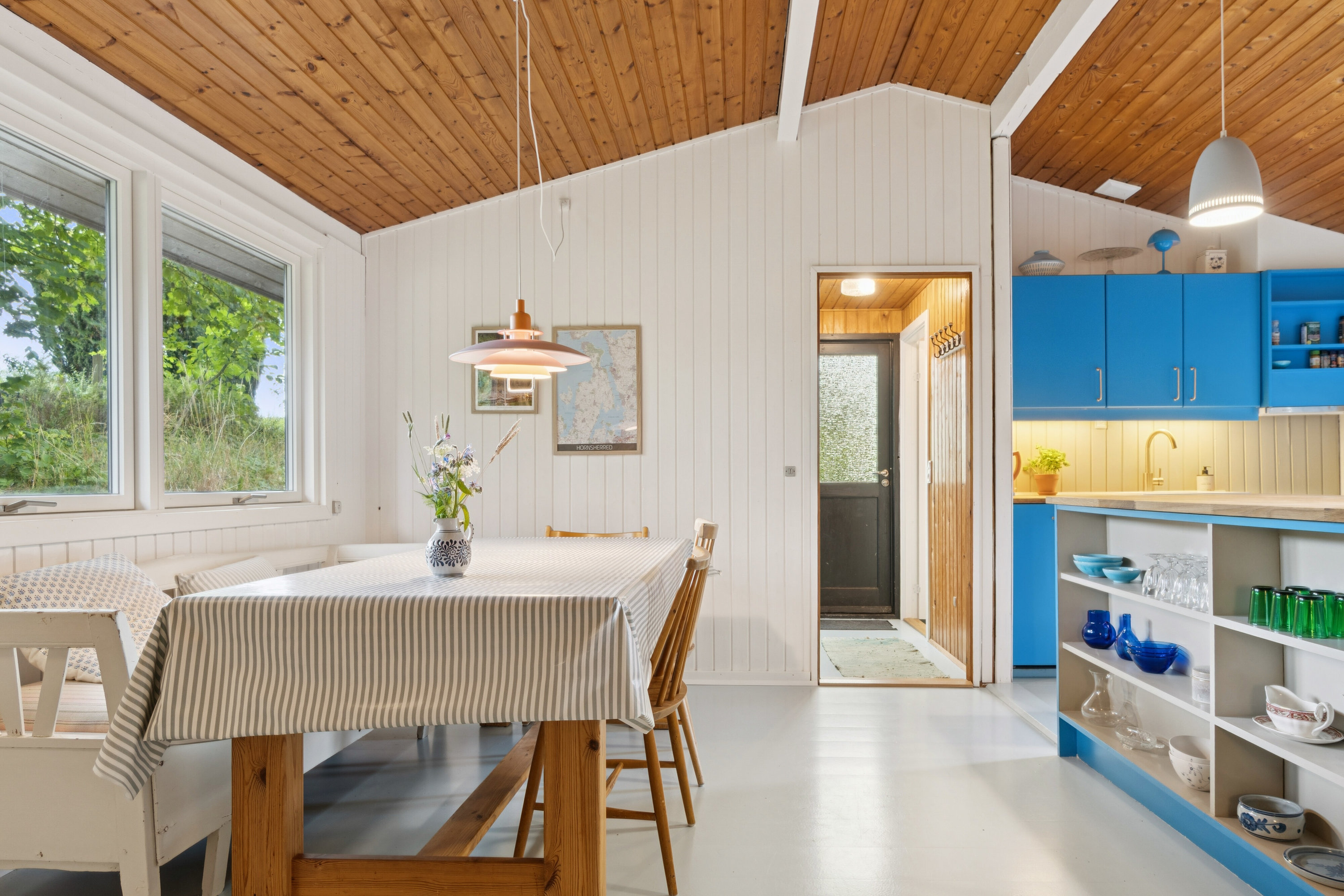 Fremhævet spisestue billede i fuldskærmstilstand. Billede af Skadevænget 20, Vellerup, 4050 Skibby