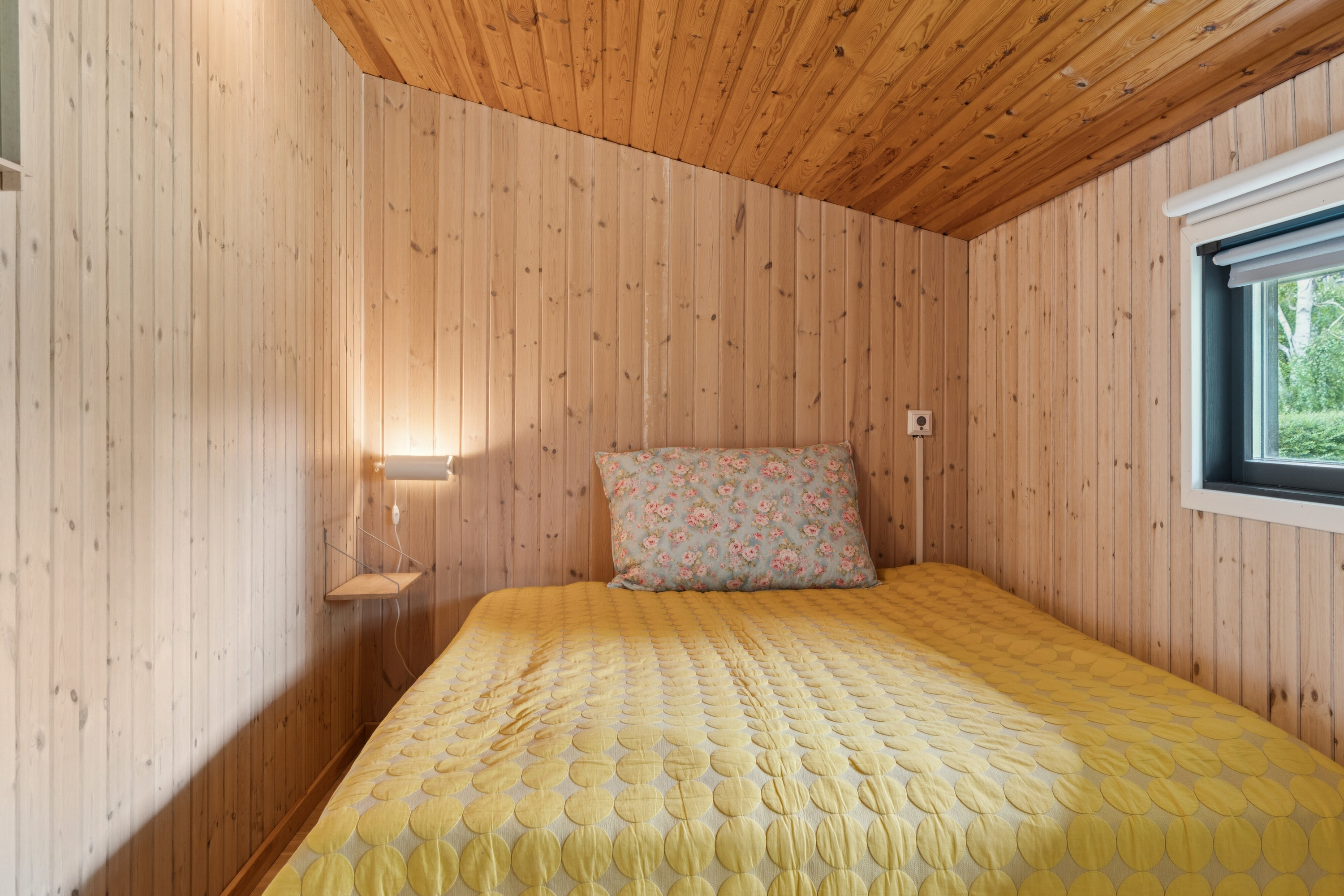 Fremhævet soveværelse billede i fuldskærmstilstand. Billede af Skadevænget 20, Vellerup, 4050 Skibby