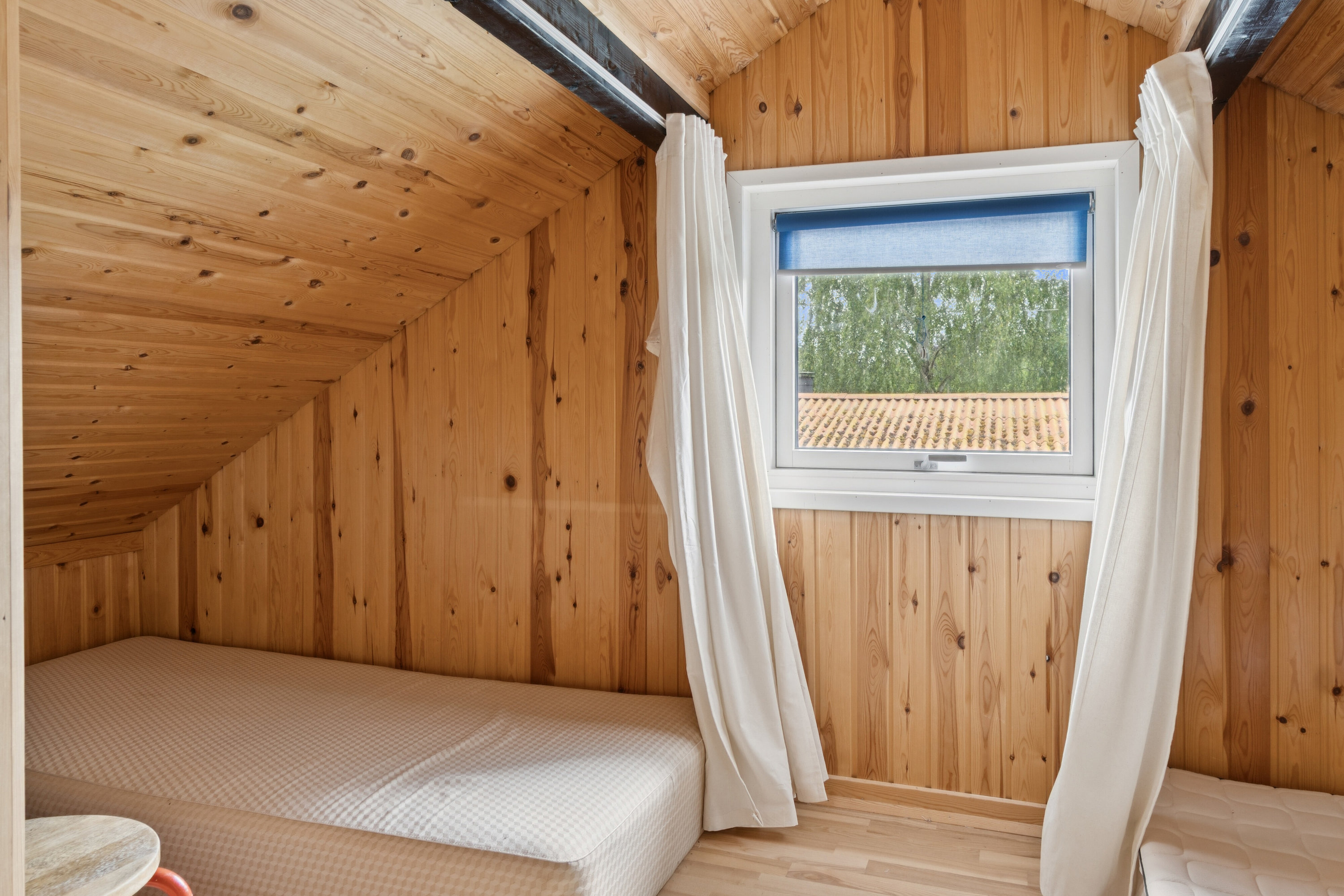 Fremhævet soveværelse billede i fuldskærmstilstand. Billede af Skadevænget 20, Vellerup, 4050 Skibby