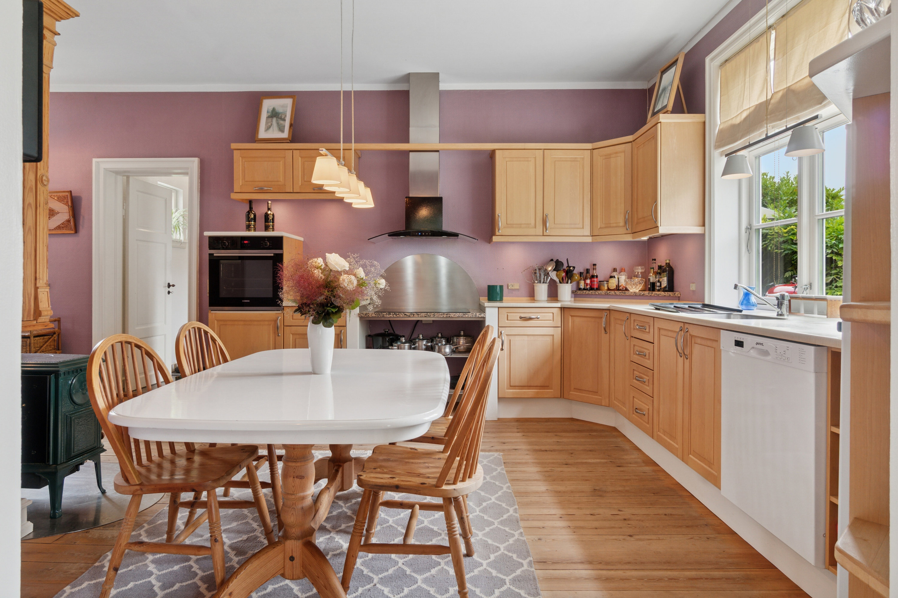 Fremhævet køkken billede i fuldskærmstilstand. Billede af Haslevej 106, Rønne, 3700 Rønne