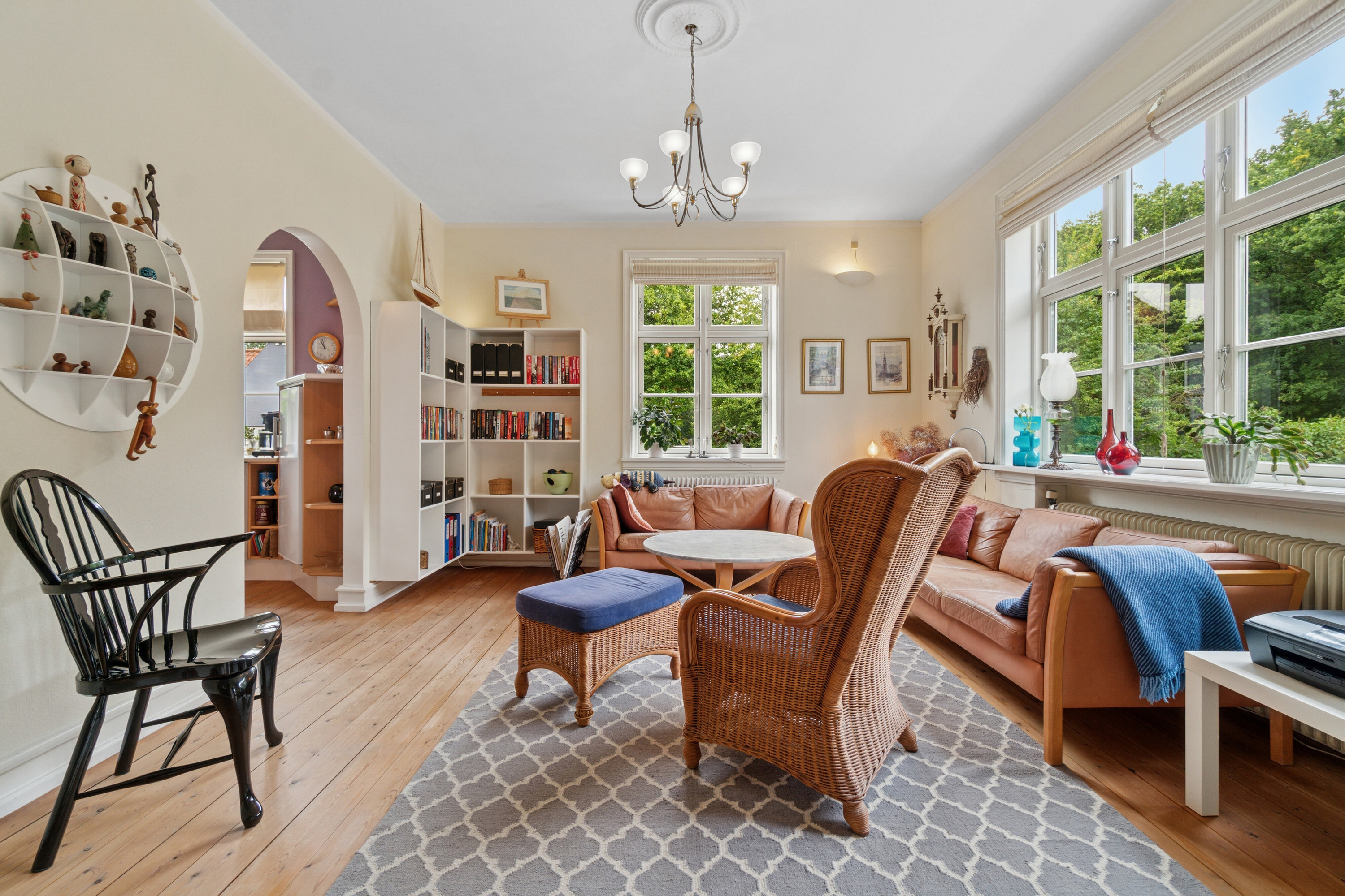 Fremhævet stue billede i fuldskærmstilstand. Billede af Haslevej 106, Rønne, 3700 Rønne