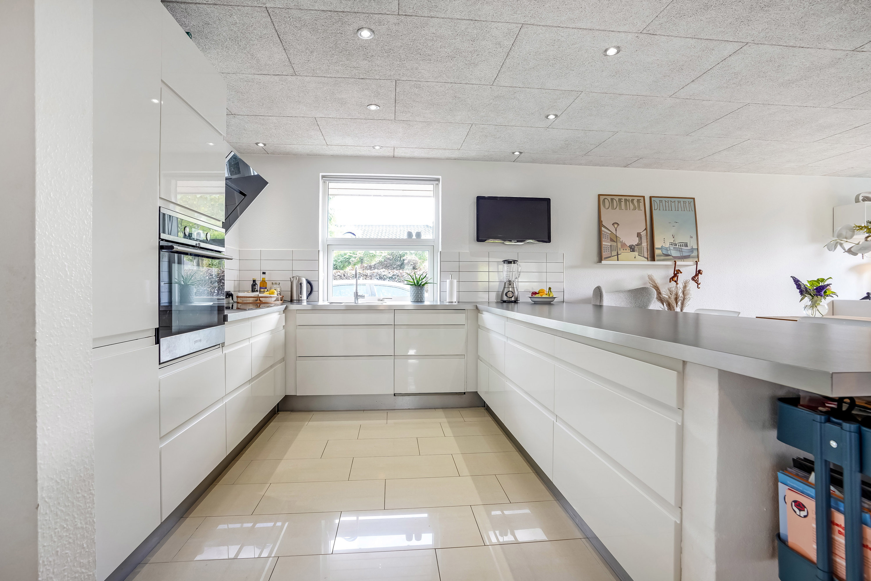 Miniaturebillede 1: køkken. Billede af Vestervang 15, 5492 Vissenbjerg