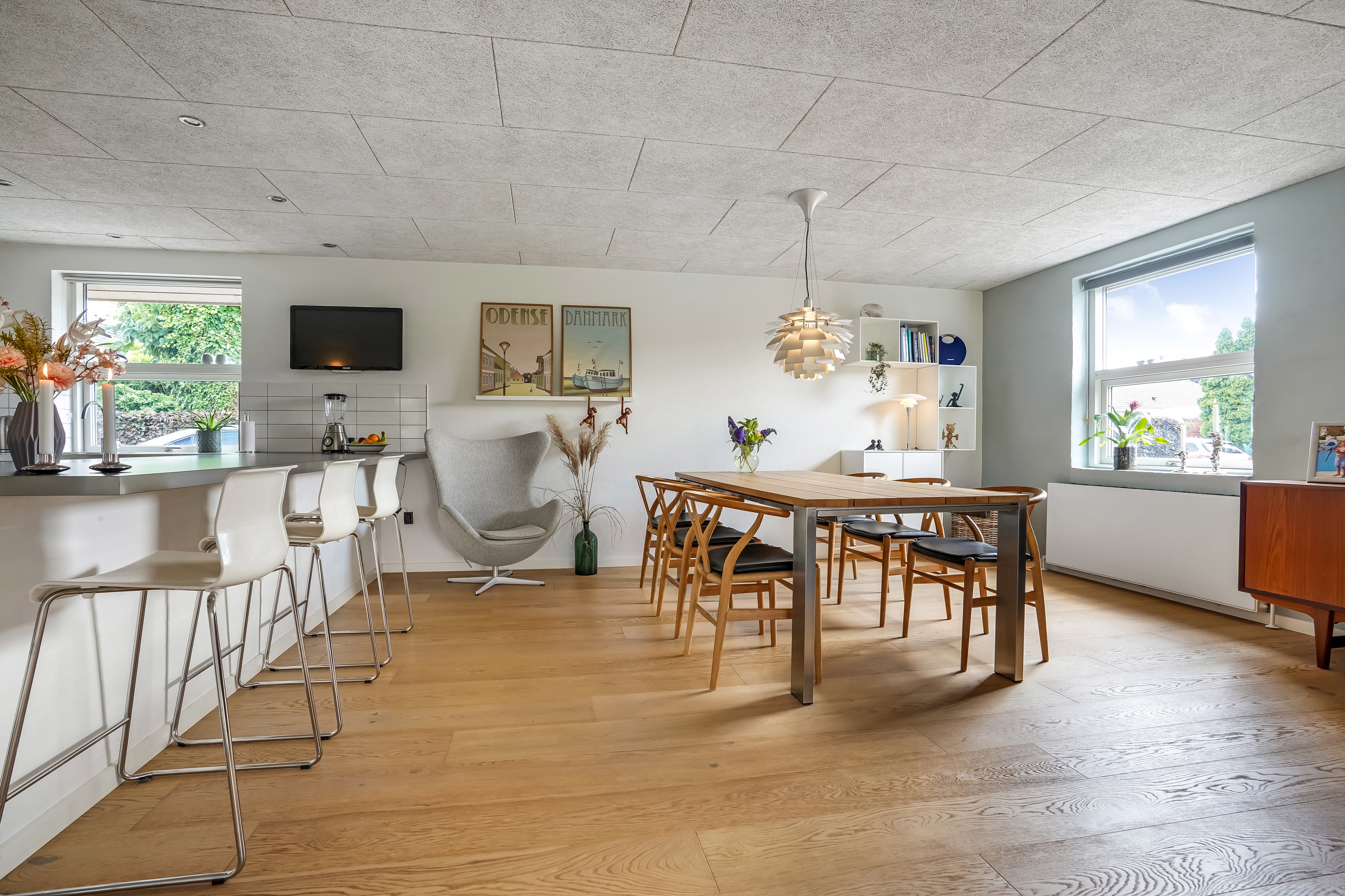 Fremhævet stue billede i fuldskærmstilstand. Billede af Vestervang 15, 5492 Vissenbjerg