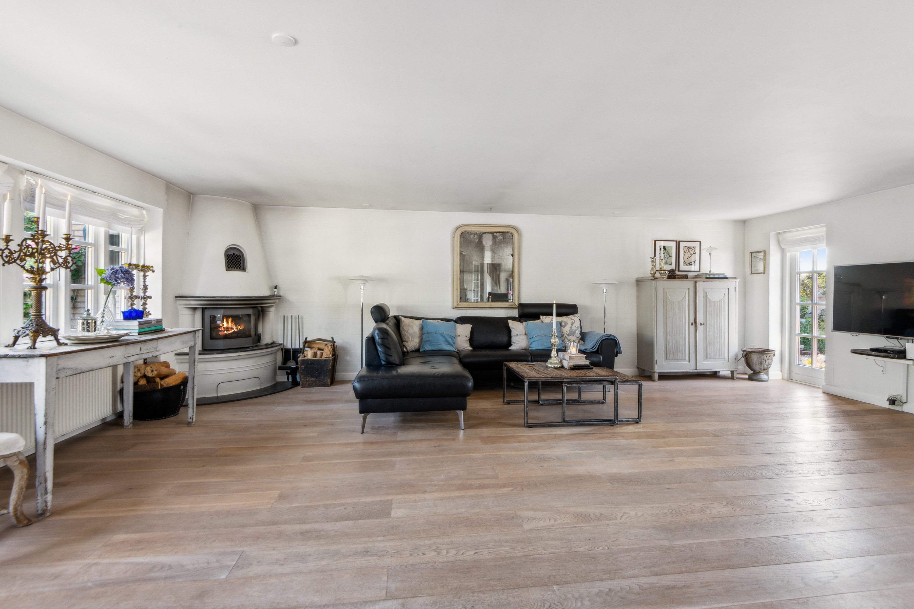 Fremhævet stue billede i fuldskærmstilstand. Billede af Skipperstræde 7, Sebbersund, 9240 Nibe