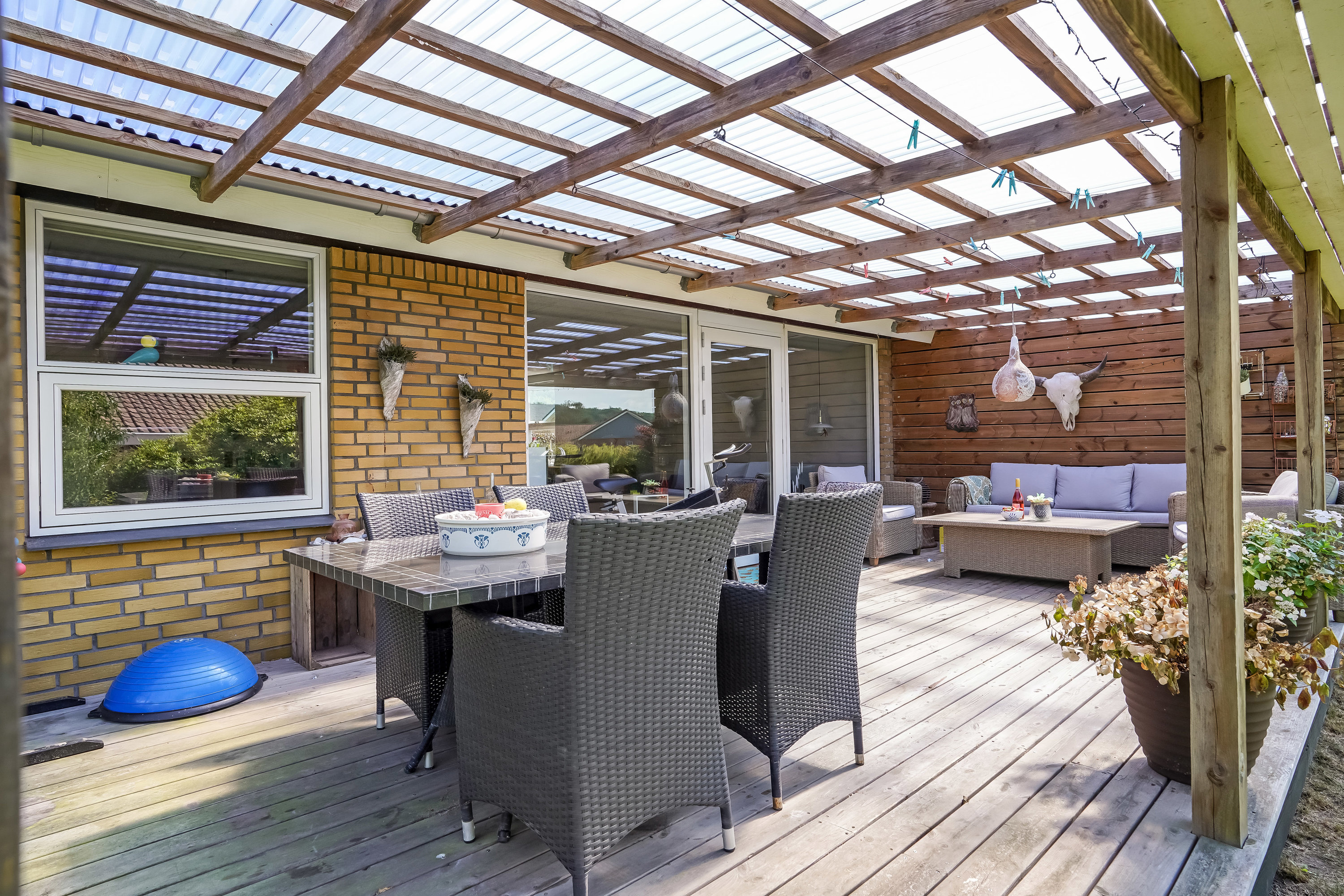 Fremhævet terrasse billede i fuldskærmstilstand. Billede af Vestervang 15, 5492 Vissenbjerg