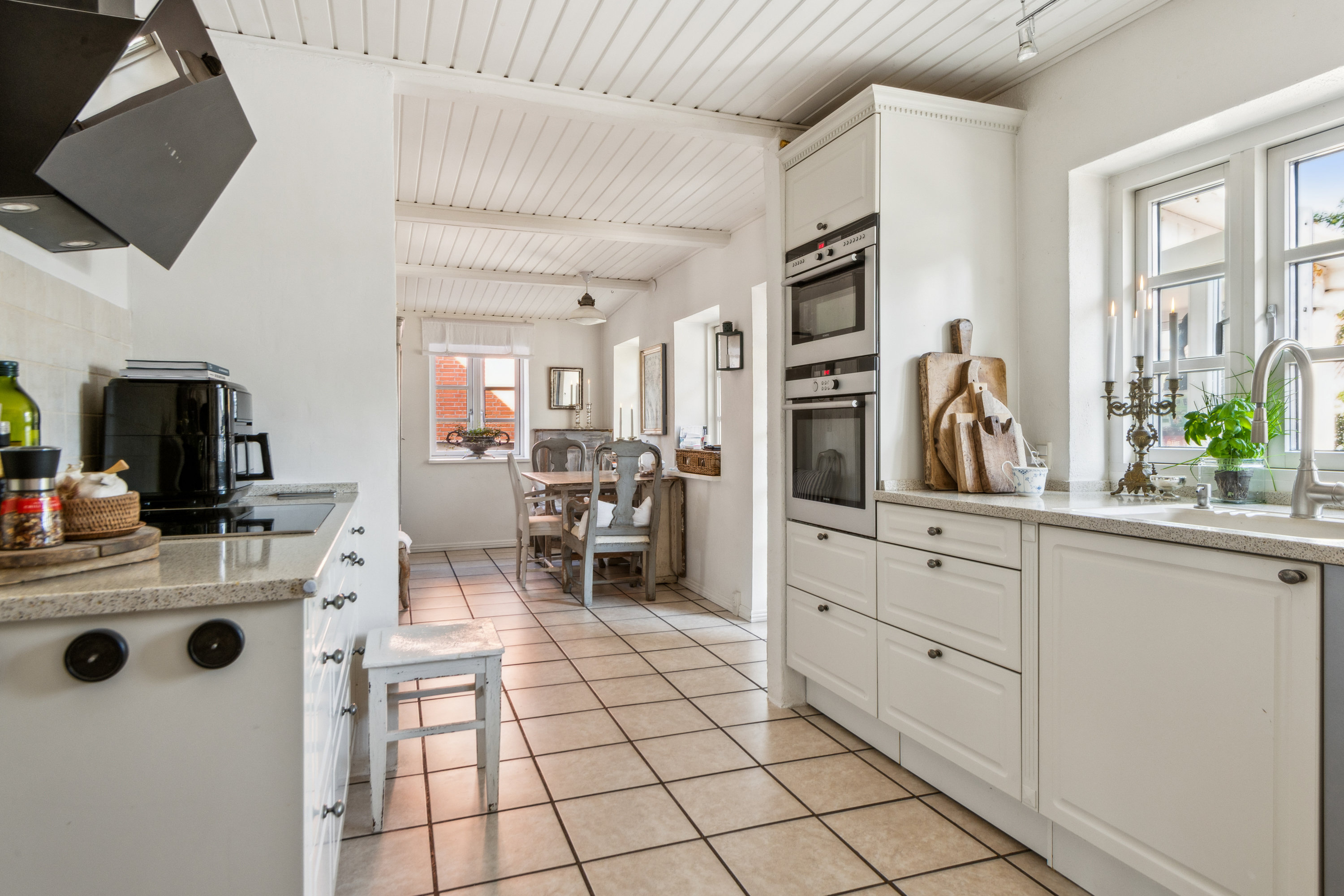 Fremhævet køkken billede i fuldskærmstilstand. Billede af Skipperstræde 7, Sebbersund, 9240 Nibe