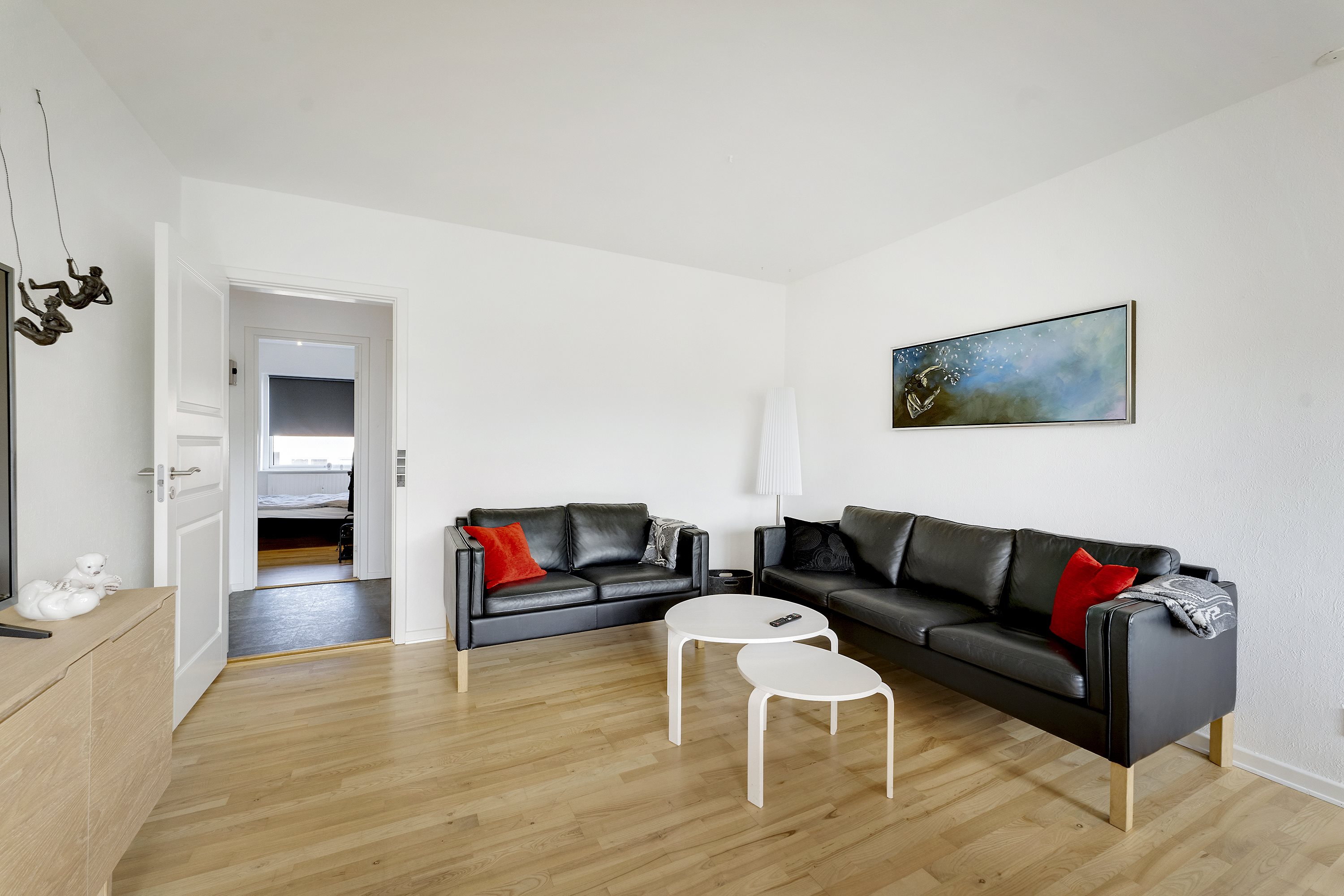 Fremhævet stue billede i fuldskærmstilstand. Billede af Løvenholmvej 4C, 1. tv., 8930 Randers NØ