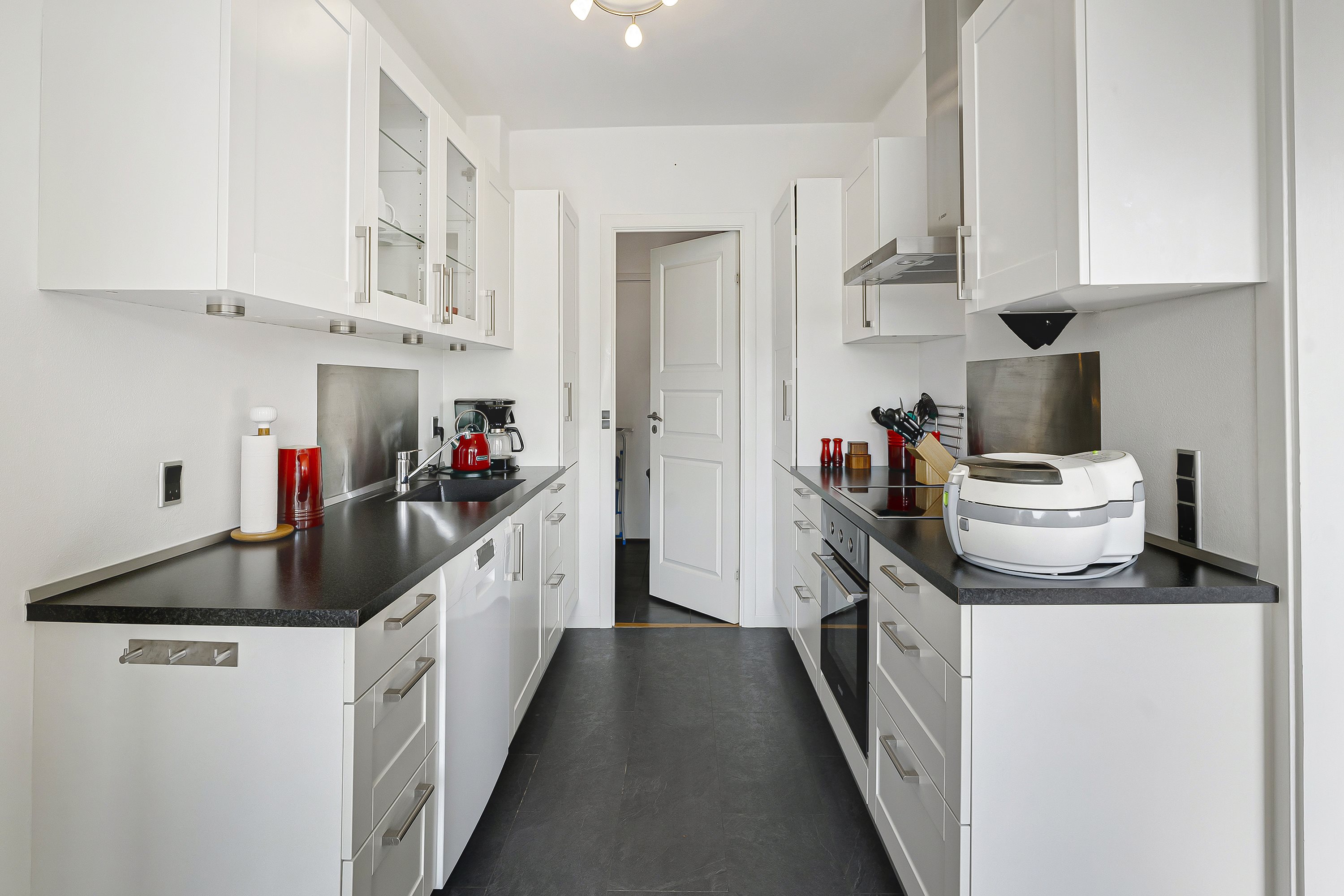 Fremhævet køkken billede i fuldskærmstilstand. Billede af Løvenholmvej 4C, 1. tv., 8930 Randers NØ