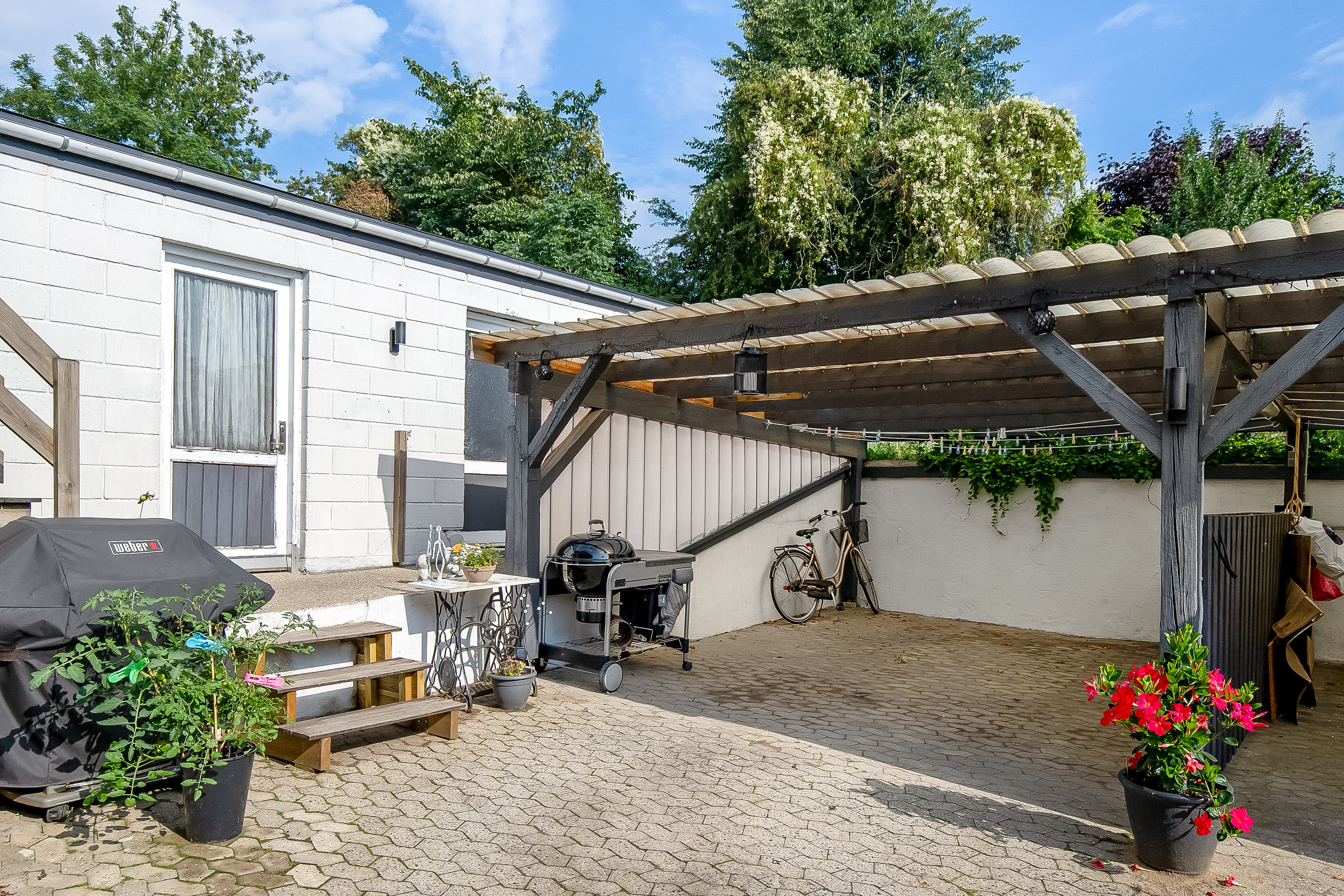 Fremhævet carport billede i fuldskærmstilstand. Billede af Seest Bakke 34, 1., 6000 Kolding