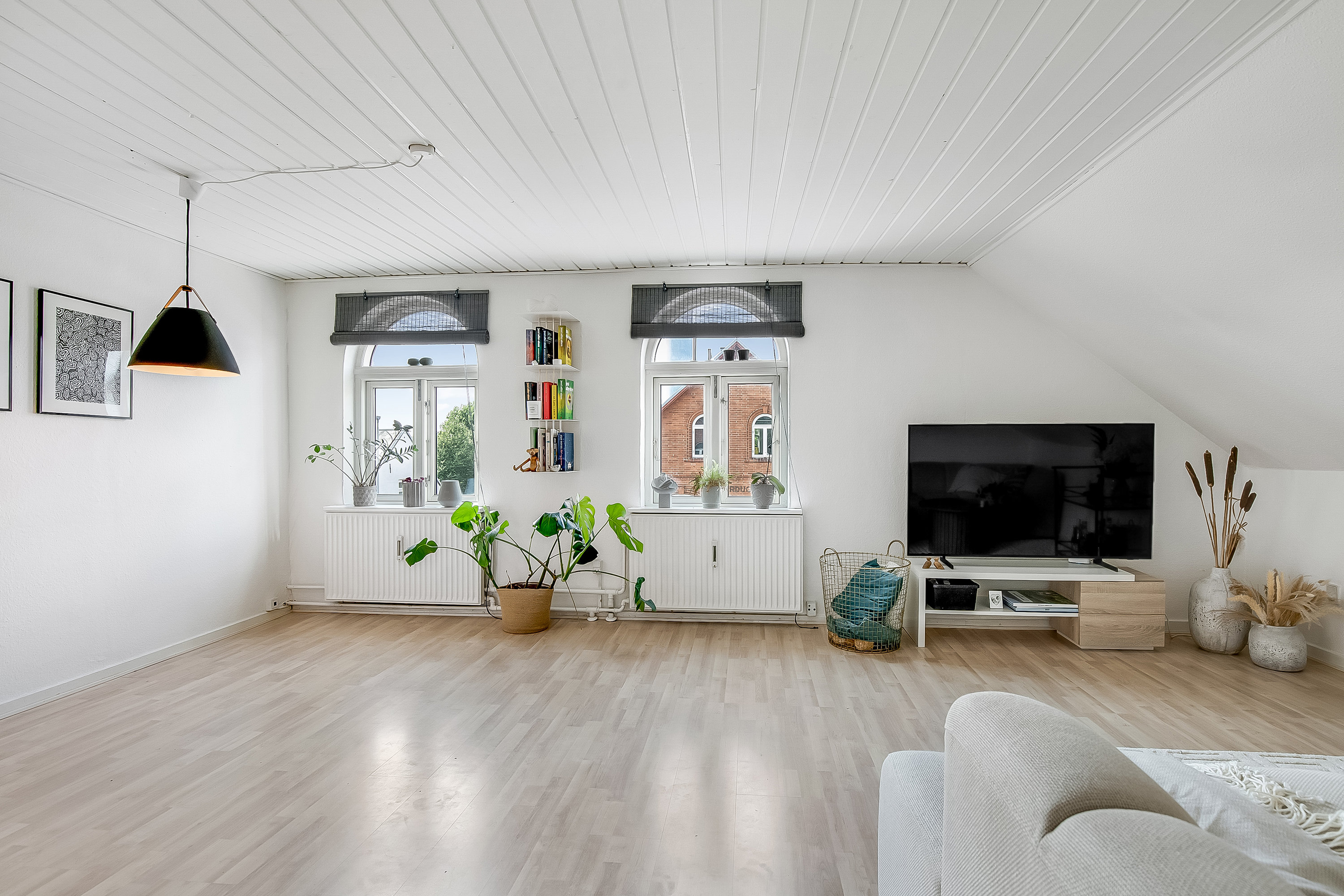 Fremhævet stue billede i fuldskærmstilstand. Billede af Seest Bakke 34, 1., 6000 Kolding