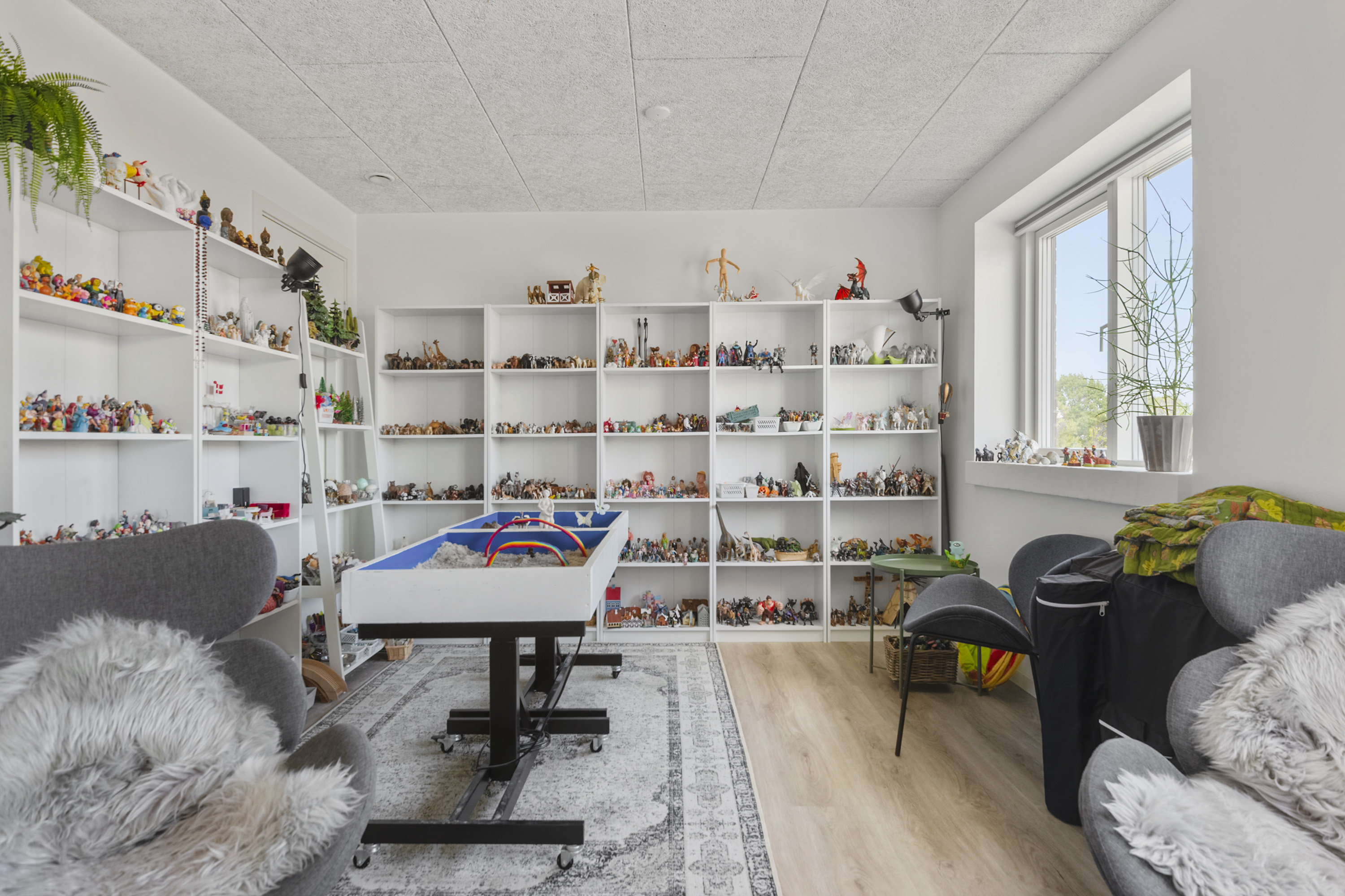 Fremhævet stue billede i fuldskærmstilstand. Billede af Valnøddevænget 2, Saksild, 8300 Odder