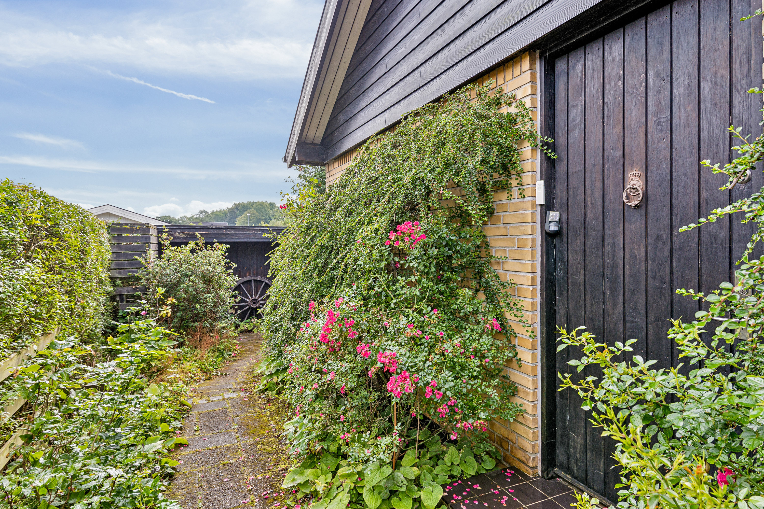 Fremhævet ejendommen billede i fuldskærmstilstand. Billede af Safirvej 25, 8541 Skødstrup