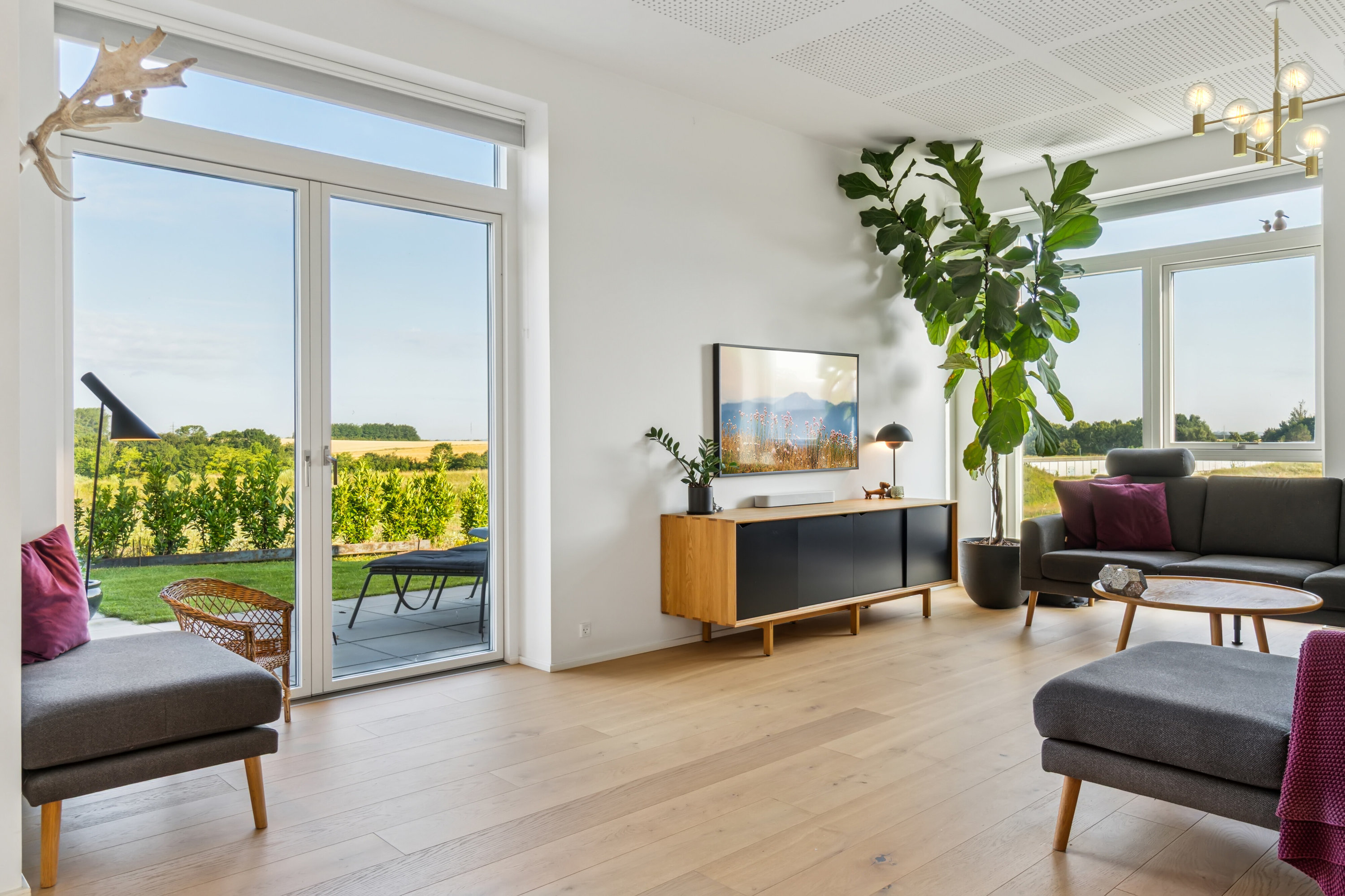 Fremhævet stue billede i fuldskærmstilstand. Billede af Stjernebakken 85, 4200 Slagelse