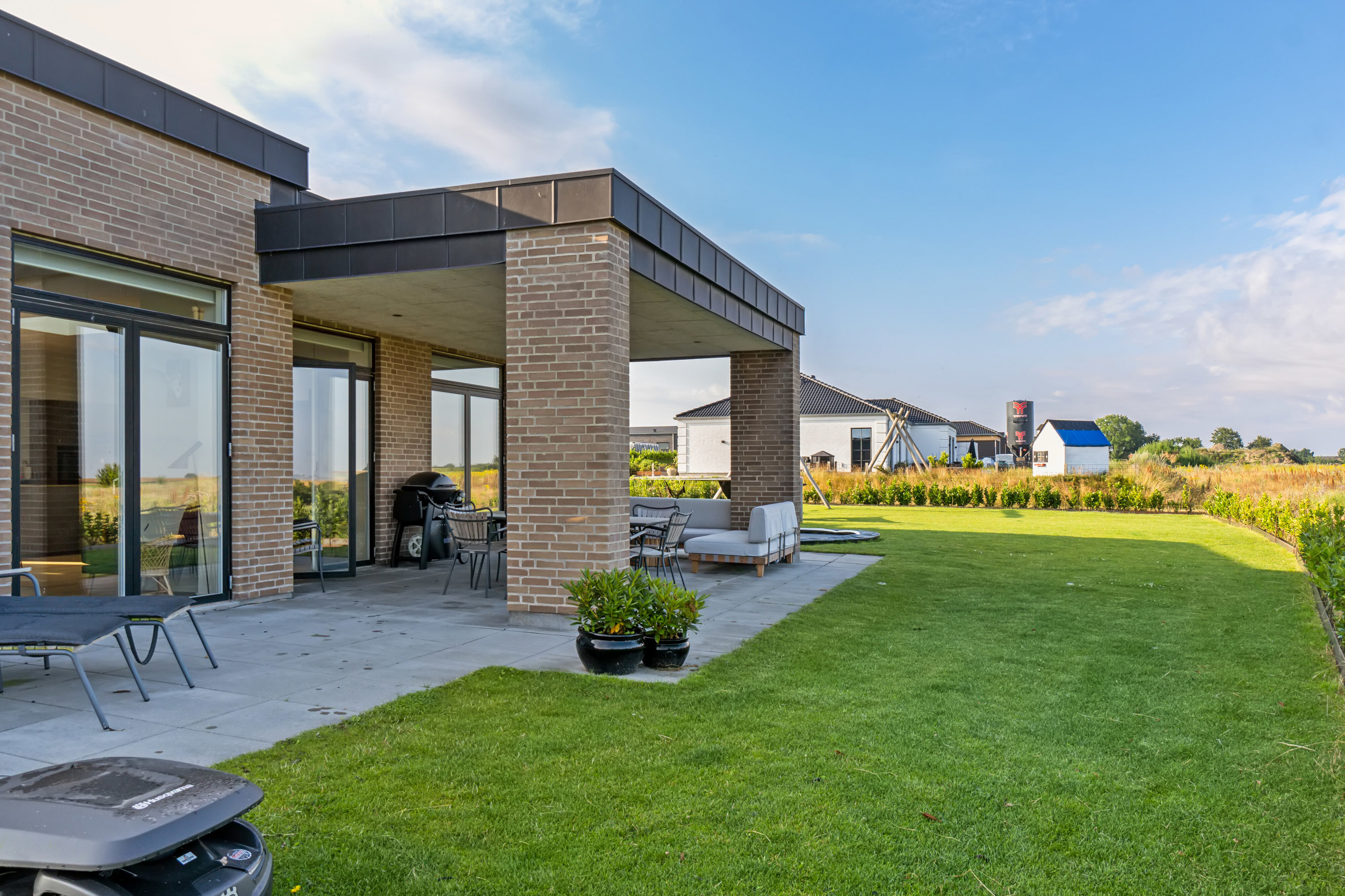 Fremhævet set fra haven billede i fuldskærmstilstand. Billede af Stjernebakken 85, 4200 Slagelse