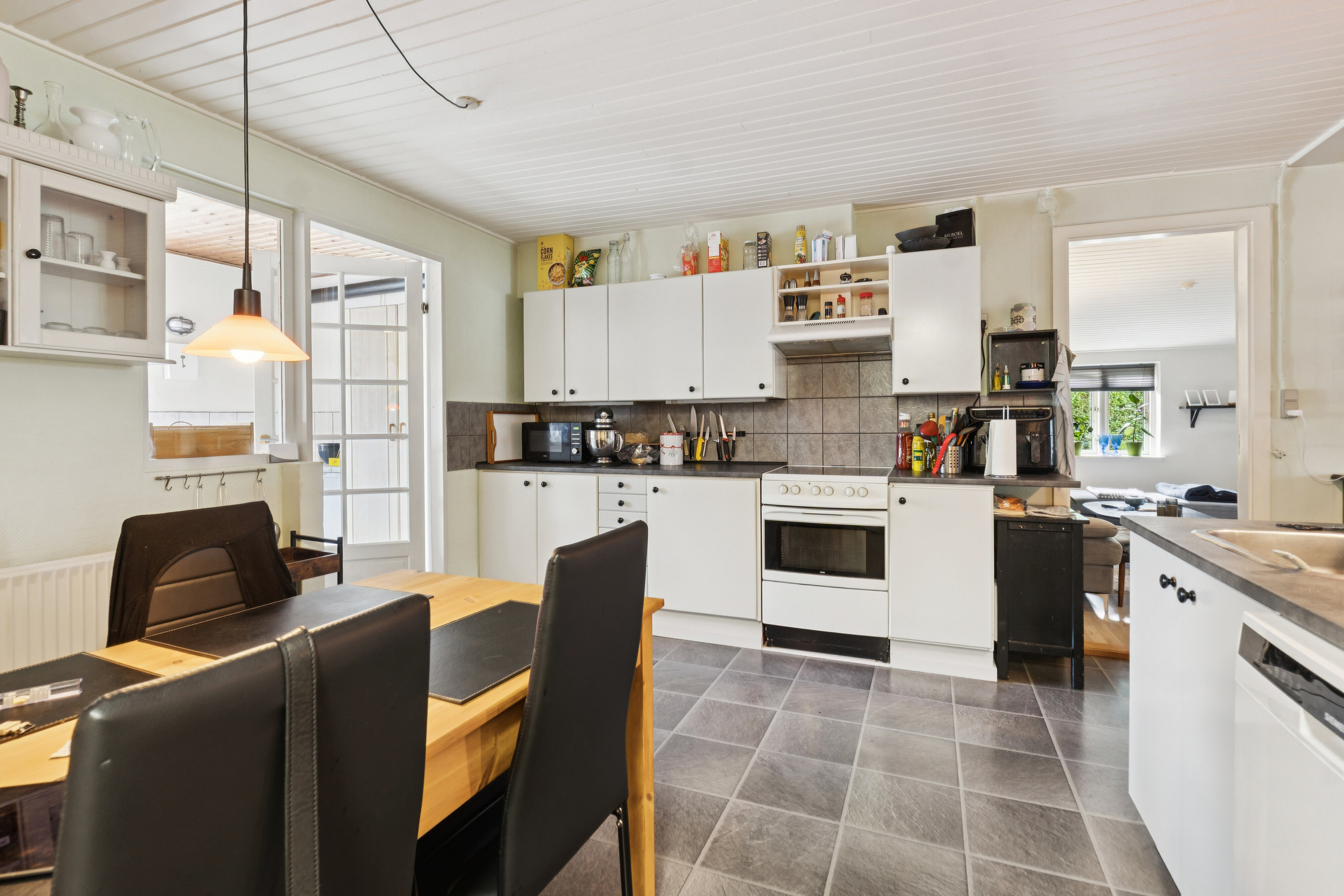Fremhævet køkken billede i fuldskærmstilstand. Billede af Bergmannsvej 34, Thurø, 5700 Svendborg
