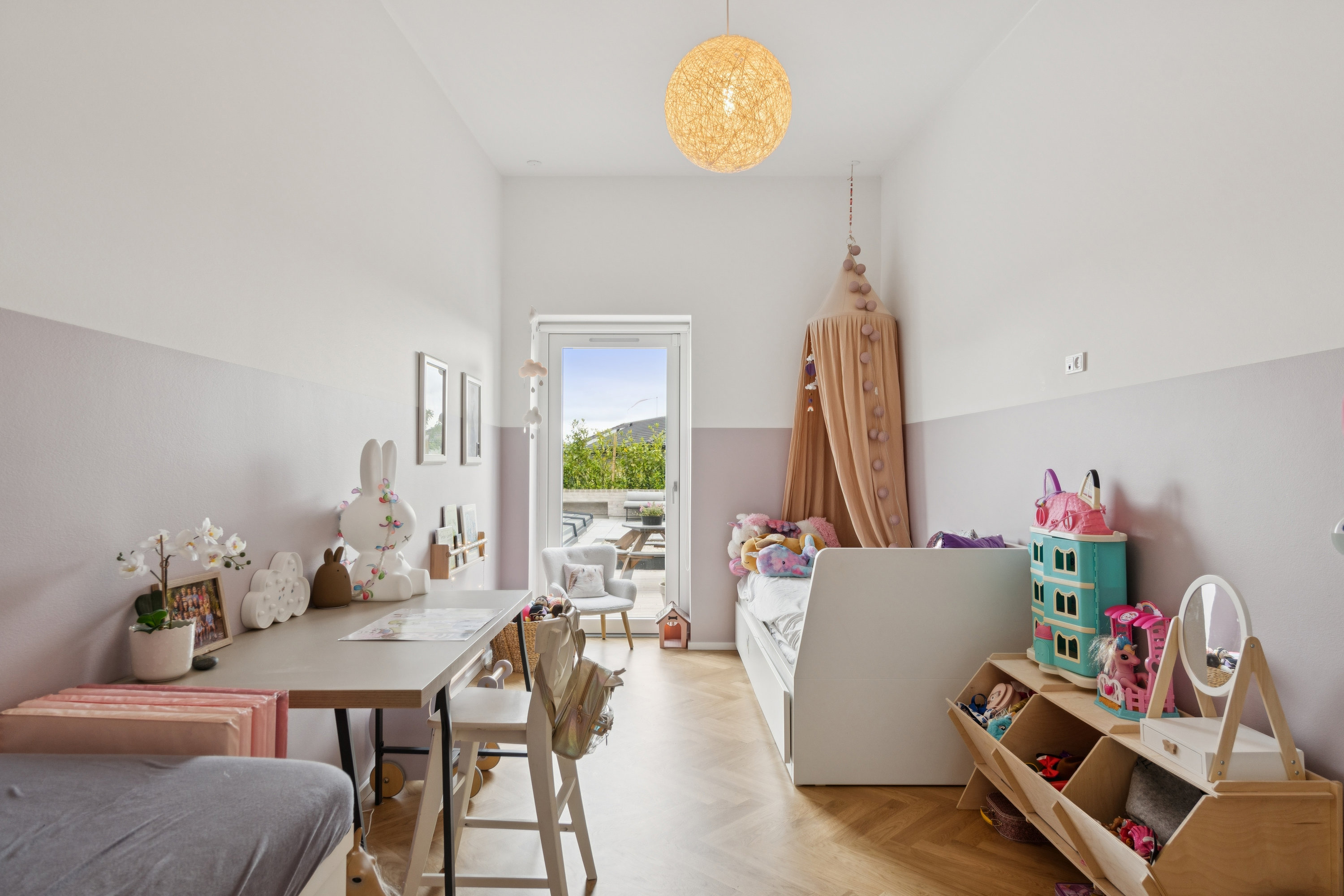 Fremhævet  billede i fuldskærmstilstand. Billede af Små Gryde 13, 2765 Smørum