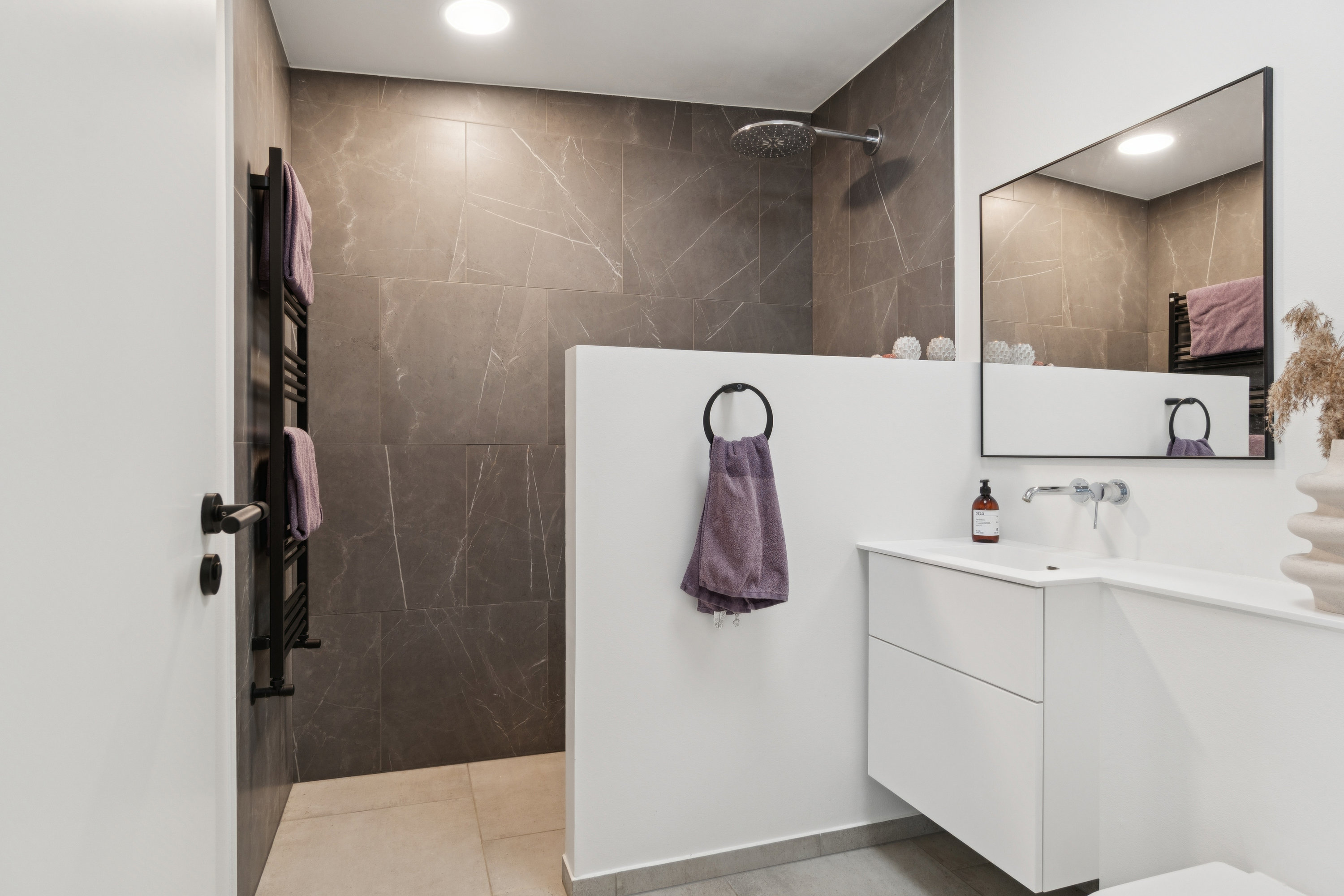 Fremhævet  billede i fuldskærmstilstand. Billede af Små Gryde 13, 2765 Smørum