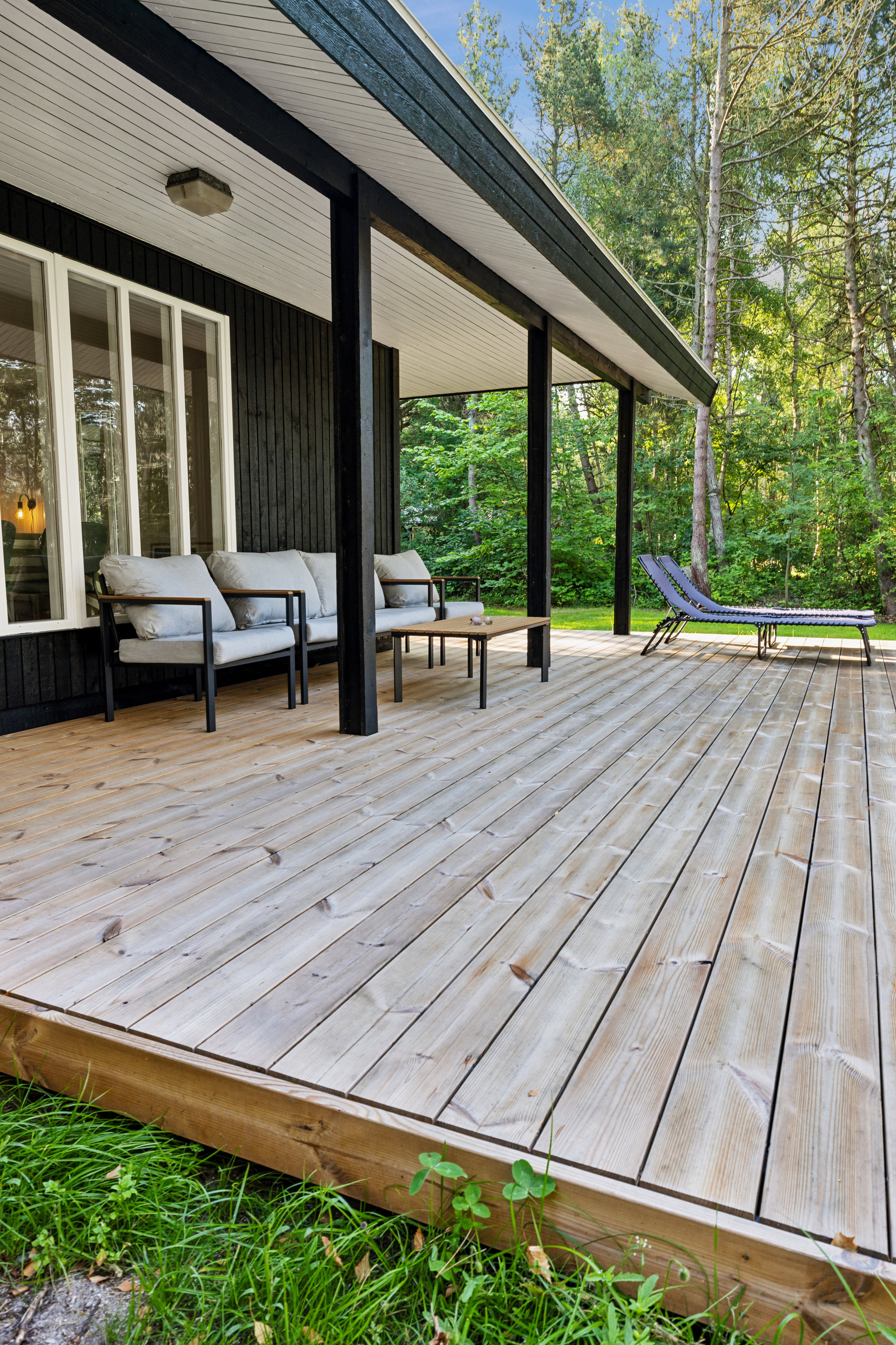 Fremhævet terrasse billede i fuldskærmstilstand. Billede af Klokkegrund 9B, Øer Strand, 8400 Ebeltoft