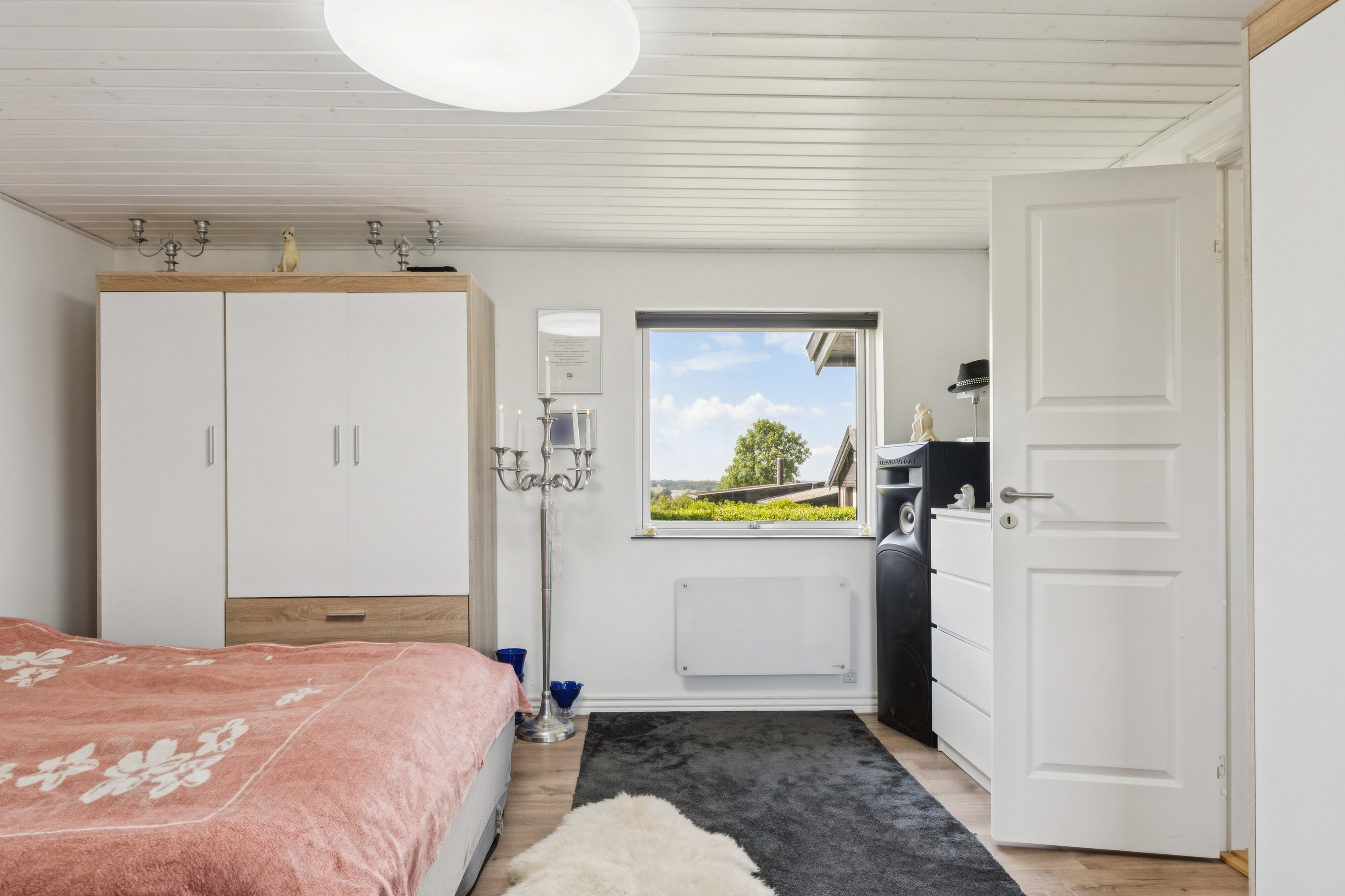 Fremhævet soveværelse billede i fuldskærmstilstand. Billede af Vibekæret 32, Englerup, 4060 Kirke Såby