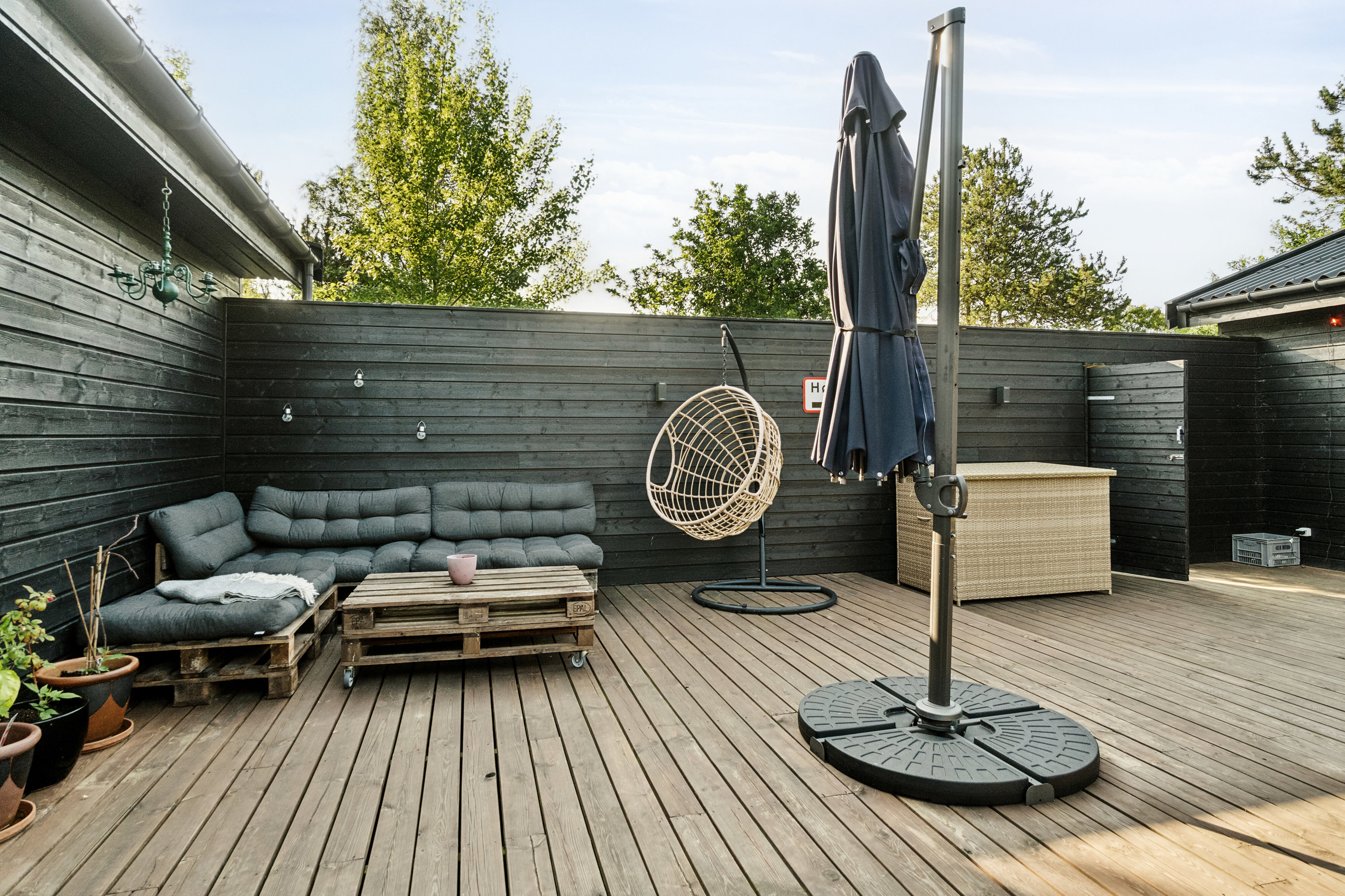 Fremhævet terrasse billede i fuldskærmstilstand. Billede af Høgevej 13, Indelukket, 4550 Asnæs