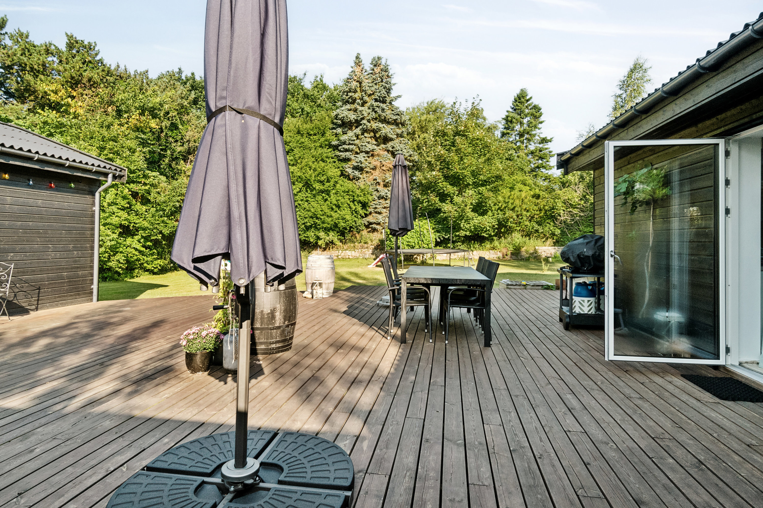 Fremhævet terrasse billede i fuldskærmstilstand. Billede af Høgevej 13, Indelukket, 4550 Asnæs