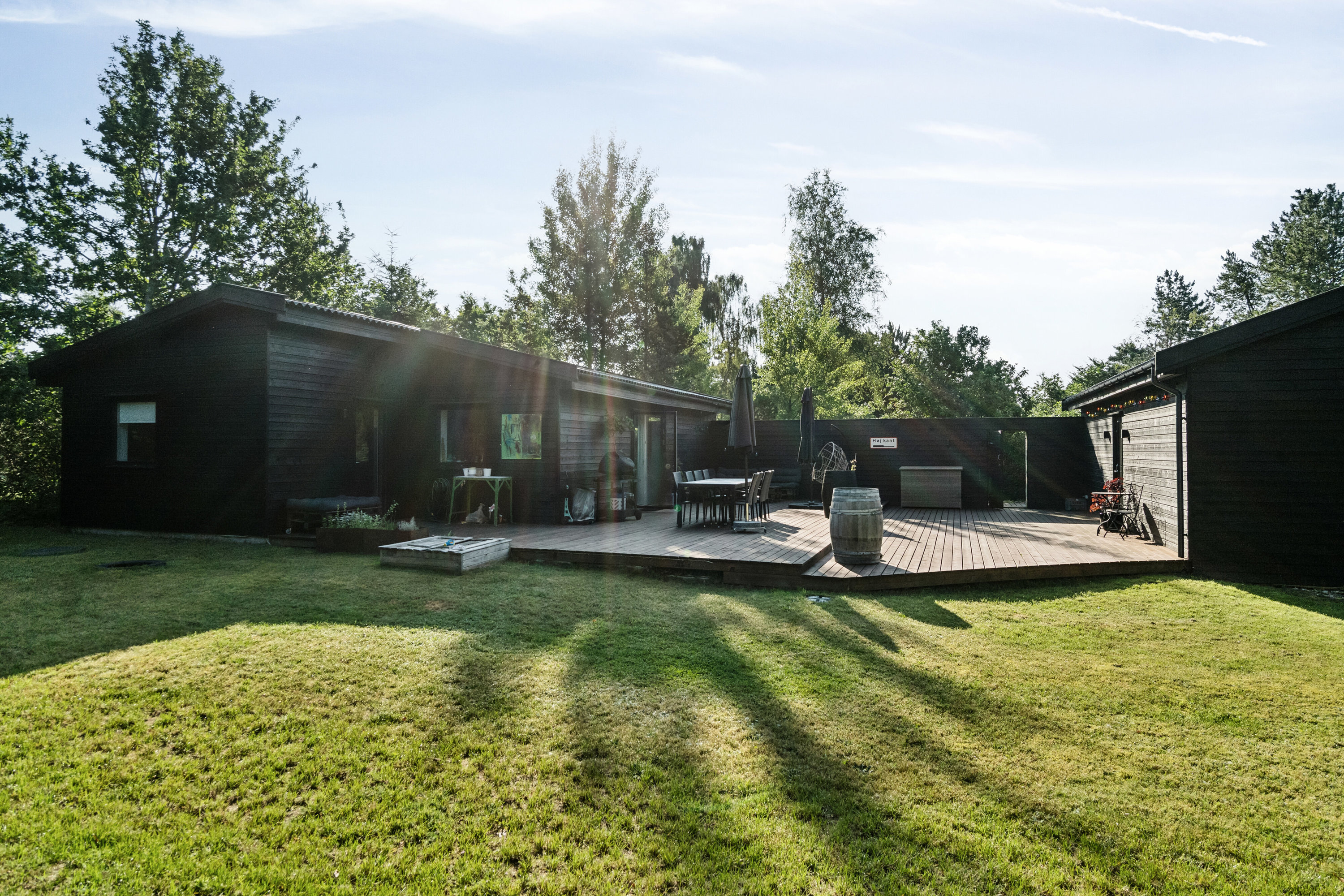 Fremhævet set fra haven billede i fuldskærmstilstand. Billede af Høgevej 13, Indelukket, 4550 Asnæs