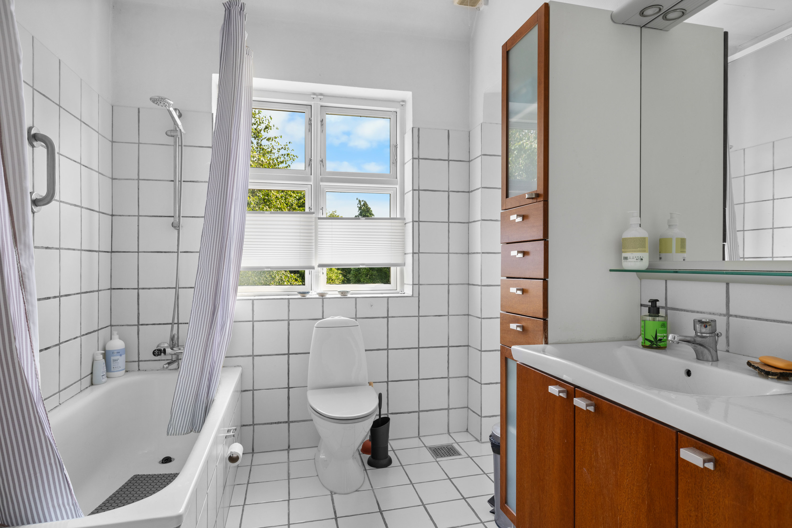 Fremhævet badeværelse billede i fuldskærmstilstand. Billede af Holsten Carisiusgade 12, 5600 Faaborg