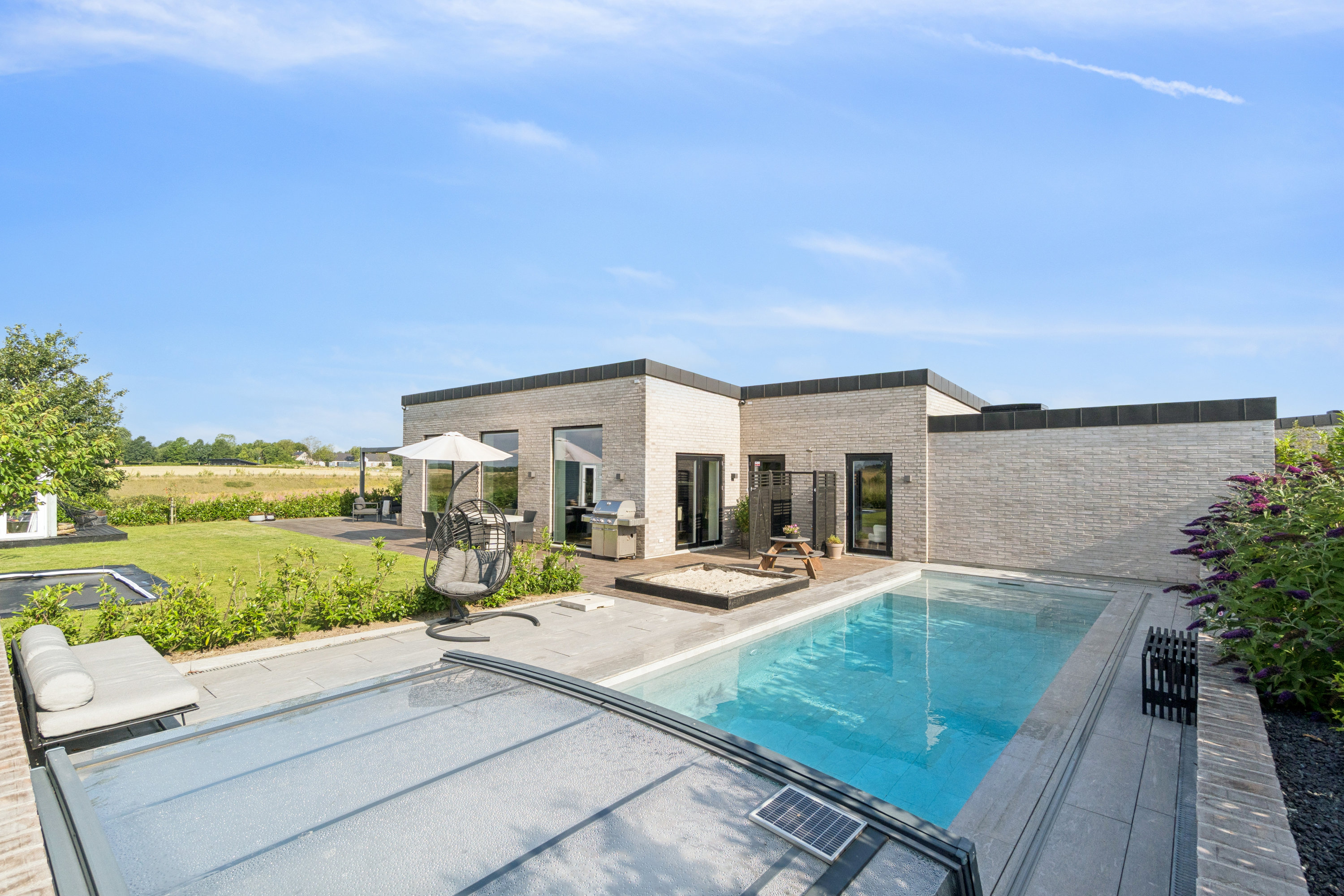 Miniaturebillede 1: . Billede af Små Gryde 13, 2765 Smørum