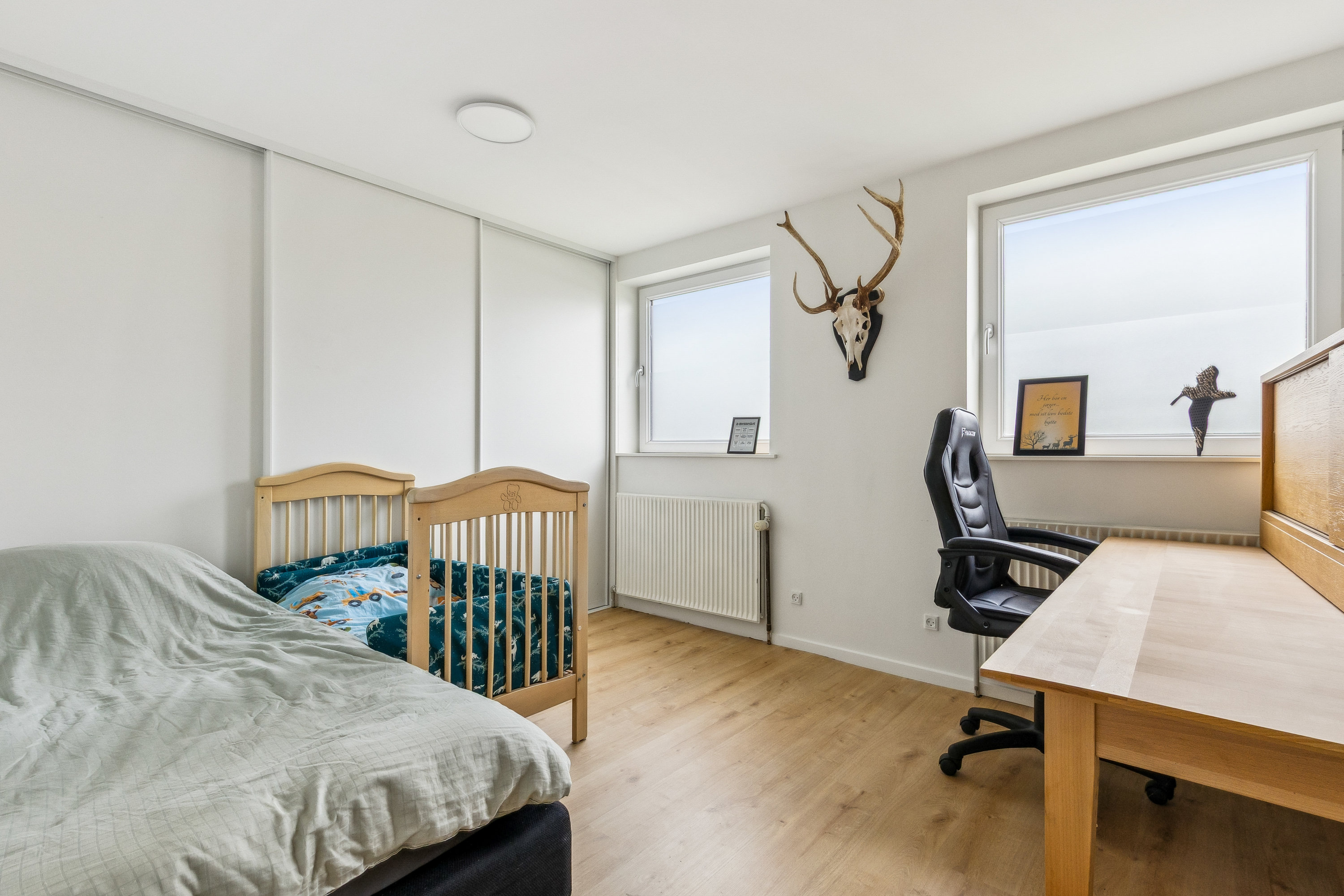 Fremhævet værelse billede i fuldskærmstilstand. Billede af Uglevænget 6, 6760 Ribe