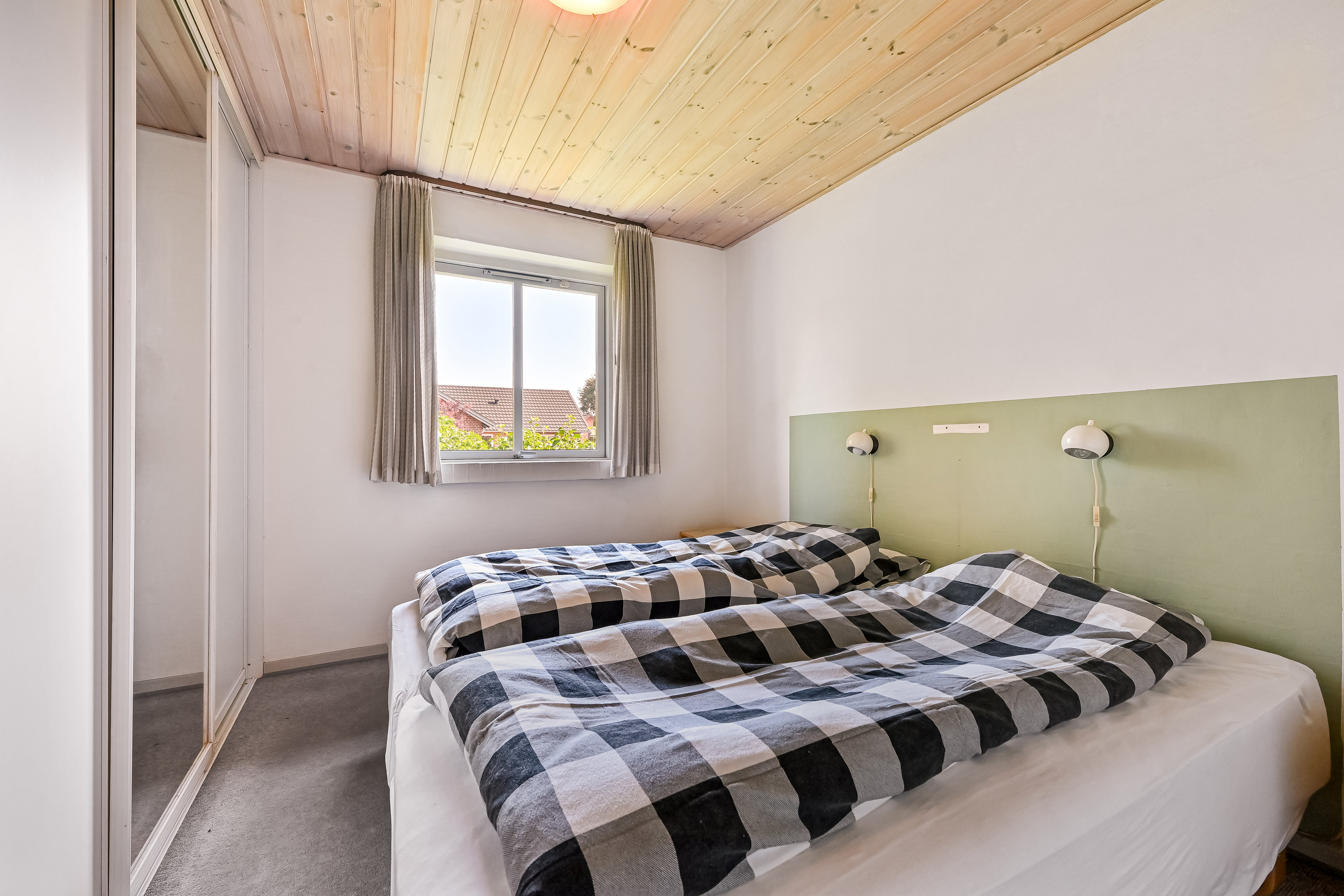 Fremhævet soveværelse billede i fuldskærmstilstand. Billede af Tømmerpladsen 7, Simmelkær, 7451 Sunds